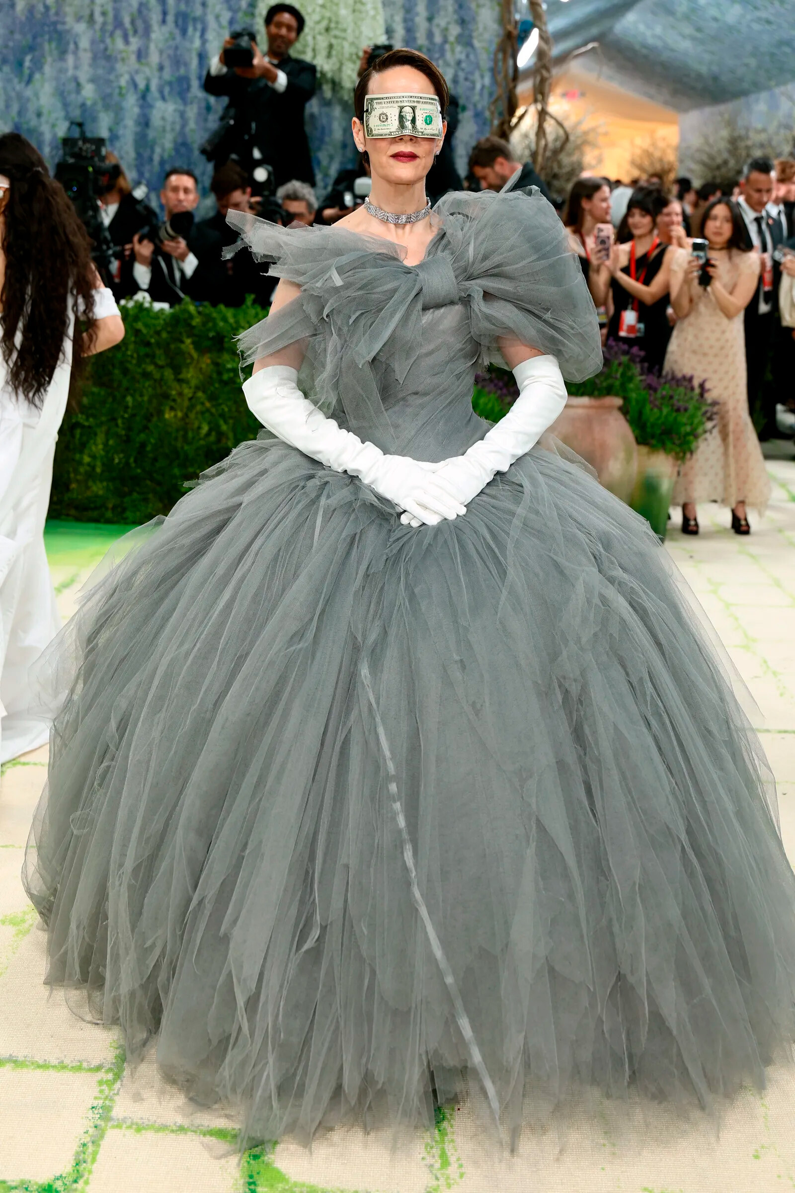 Сара Полсон на балу Met Gala 2026