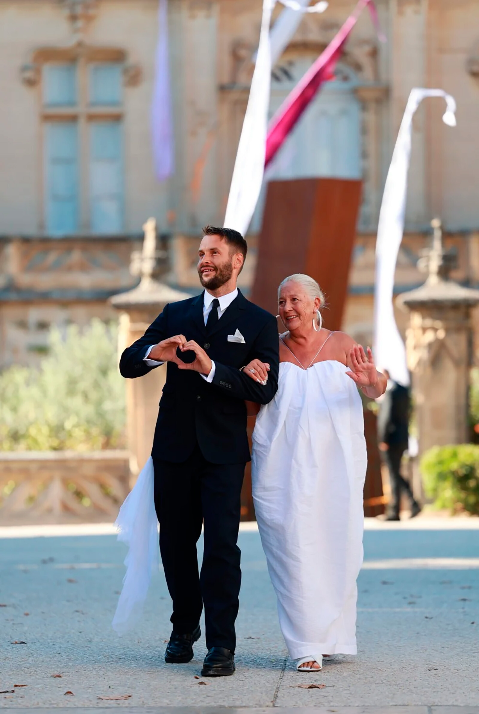 Симон Порт Жакмюс и его бабушка Лилин, 2022 год