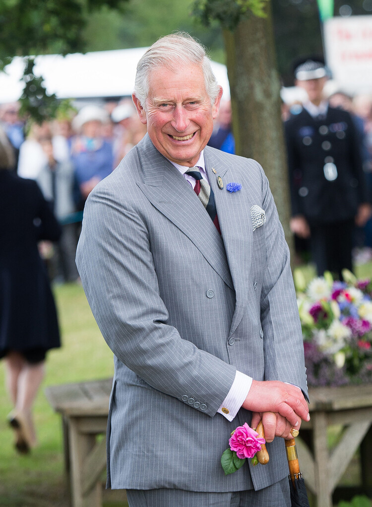 Принц Чарльз намерен открыть королевские дворцы для публики