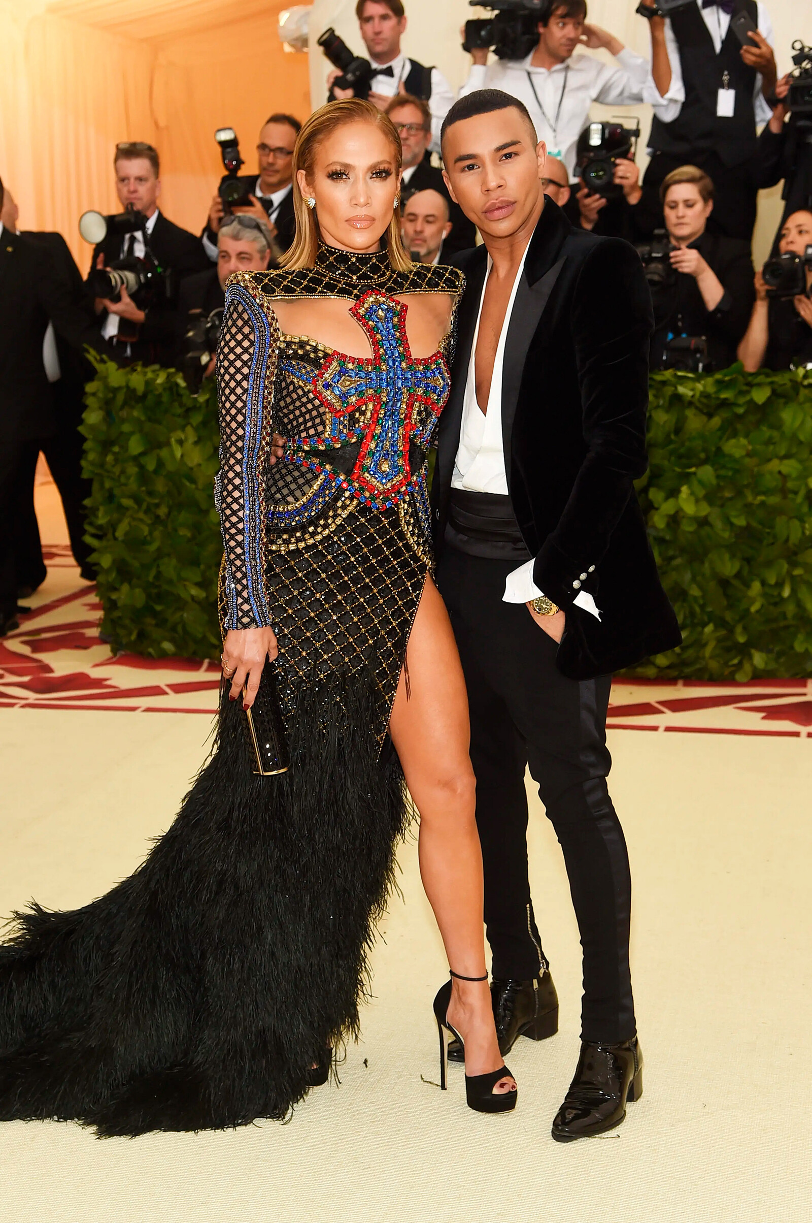 Вспоминаем лучшие выходы звёзд в образах от Оливье Рустена для Balmain