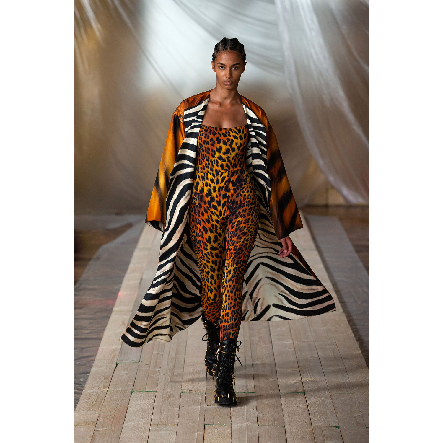 Фото Roberto Cavalli весна-лето 2022 / Roberto Cavalli Spring 2022 Ready-to-Wear collection