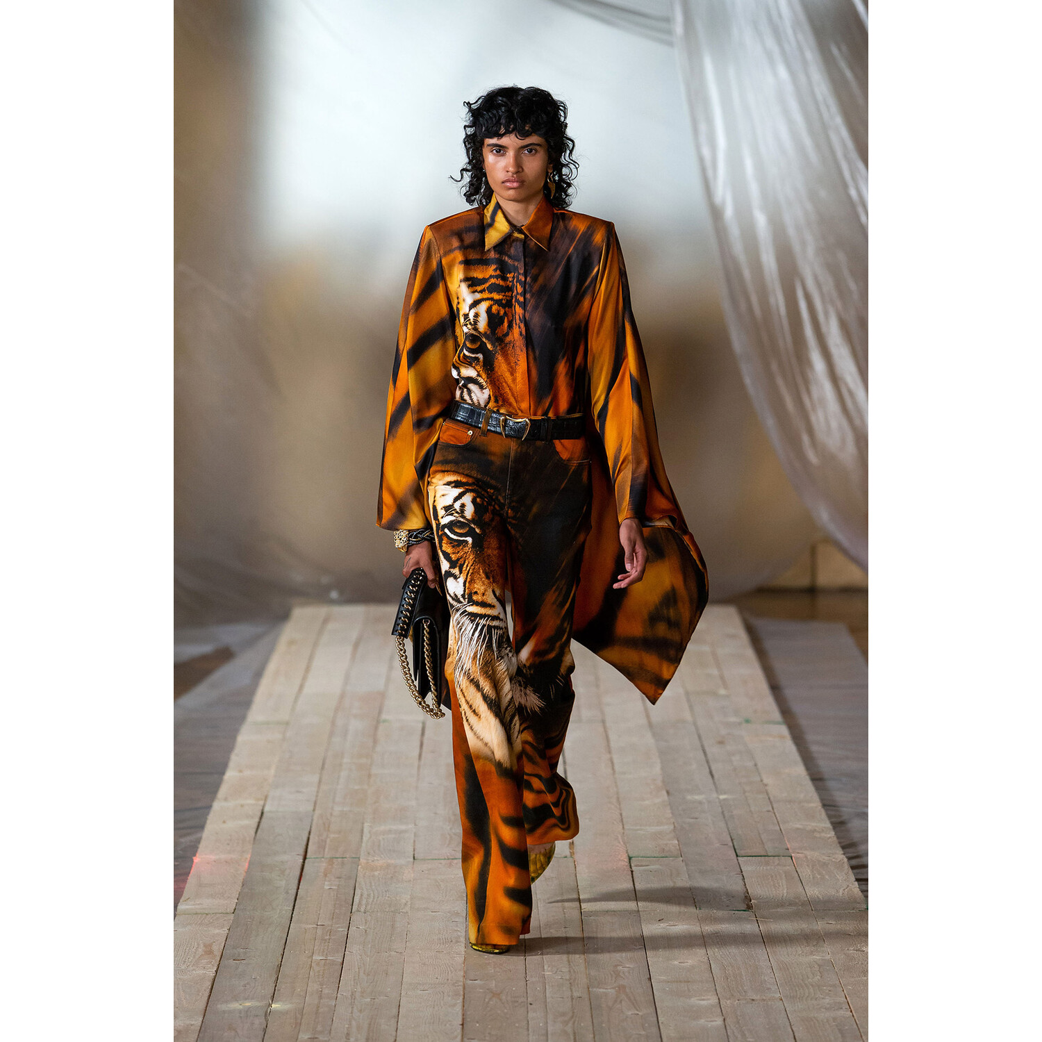 Фото Roberto Cavalli весна-лето 2022 / Roberto Cavalli Spring 2022 Ready-to-Wear collection
