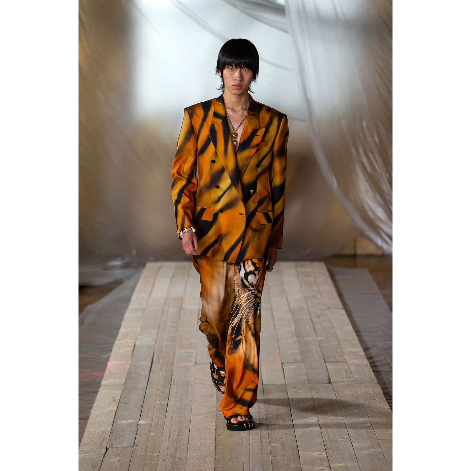 Фото Roberto Cavalli весна-лето 2022 / Roberto Cavalli Spring 2022 Ready-to-Wear collection