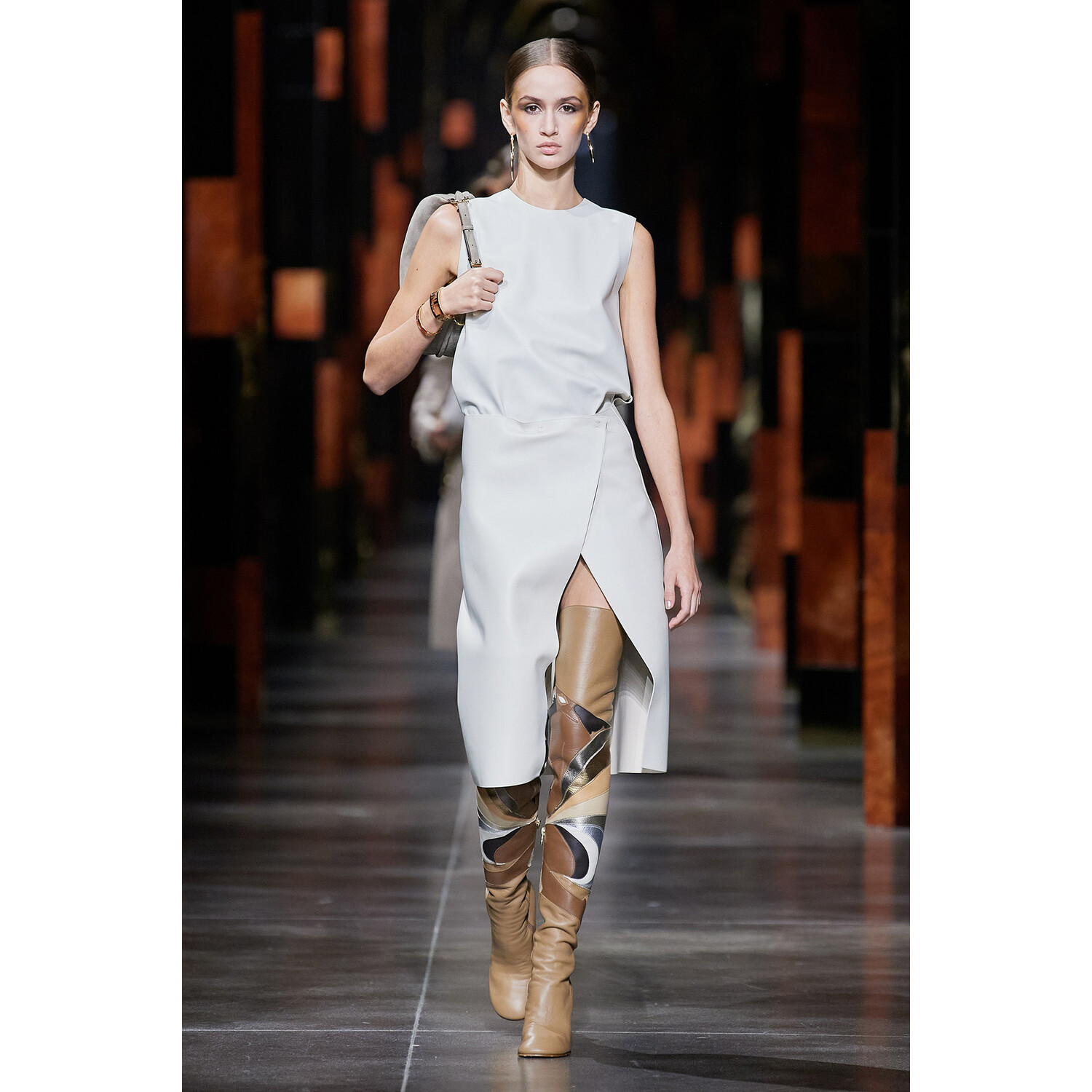 Фото Fendi весна-лето 2022 / Fendi Spring 2022 Ready-to-Wear collection