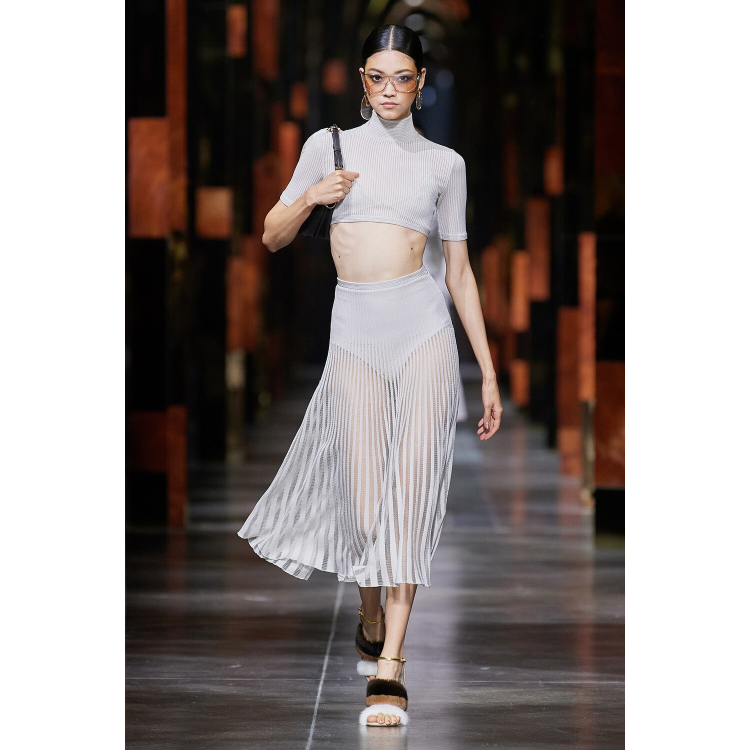 Фото Fendi весна-лето 2022 / Fendi Spring 2022 Ready-to-Wear collection