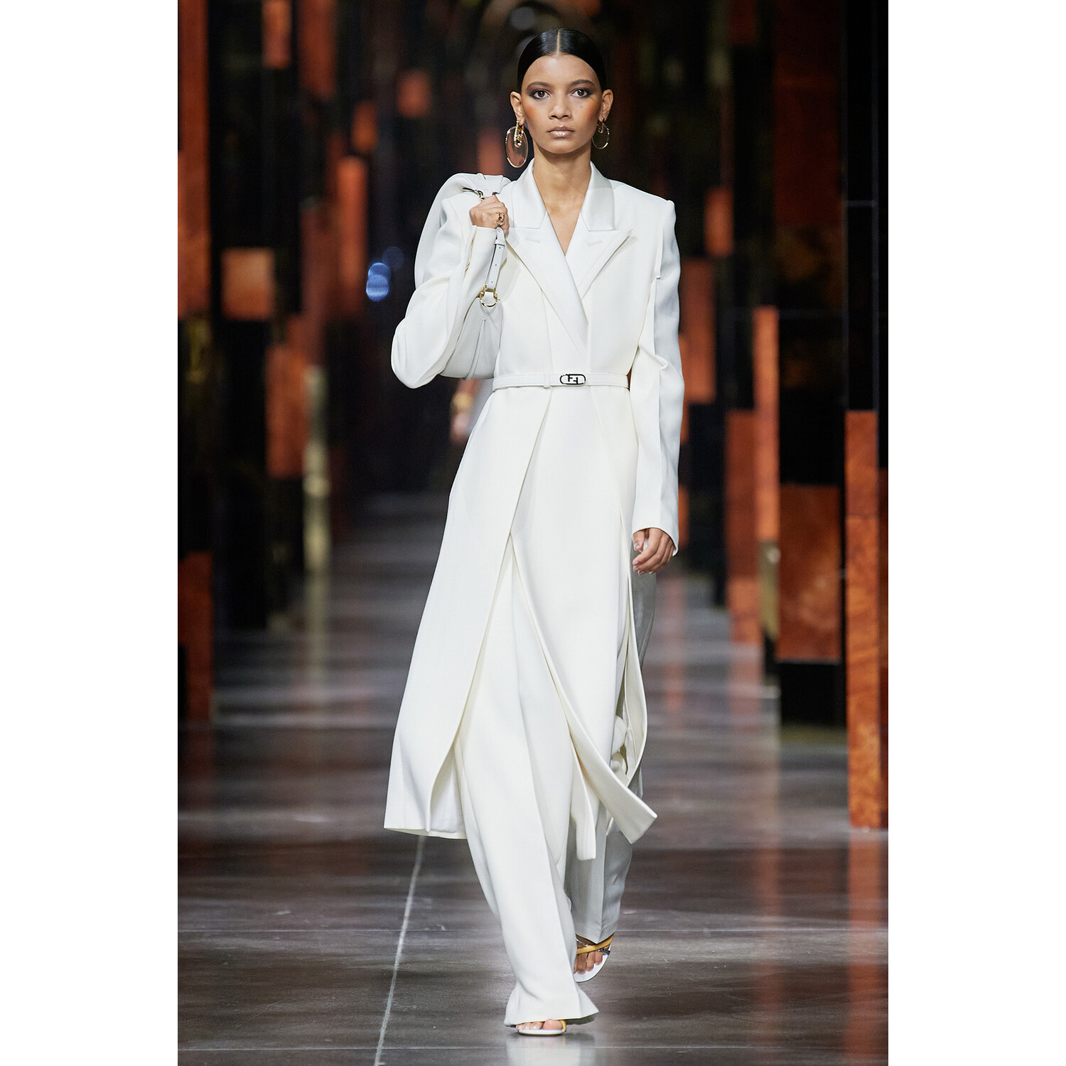 Фото Fendi весна-лето 2022 / Fendi Spring 2022 Ready-to-Wear collection