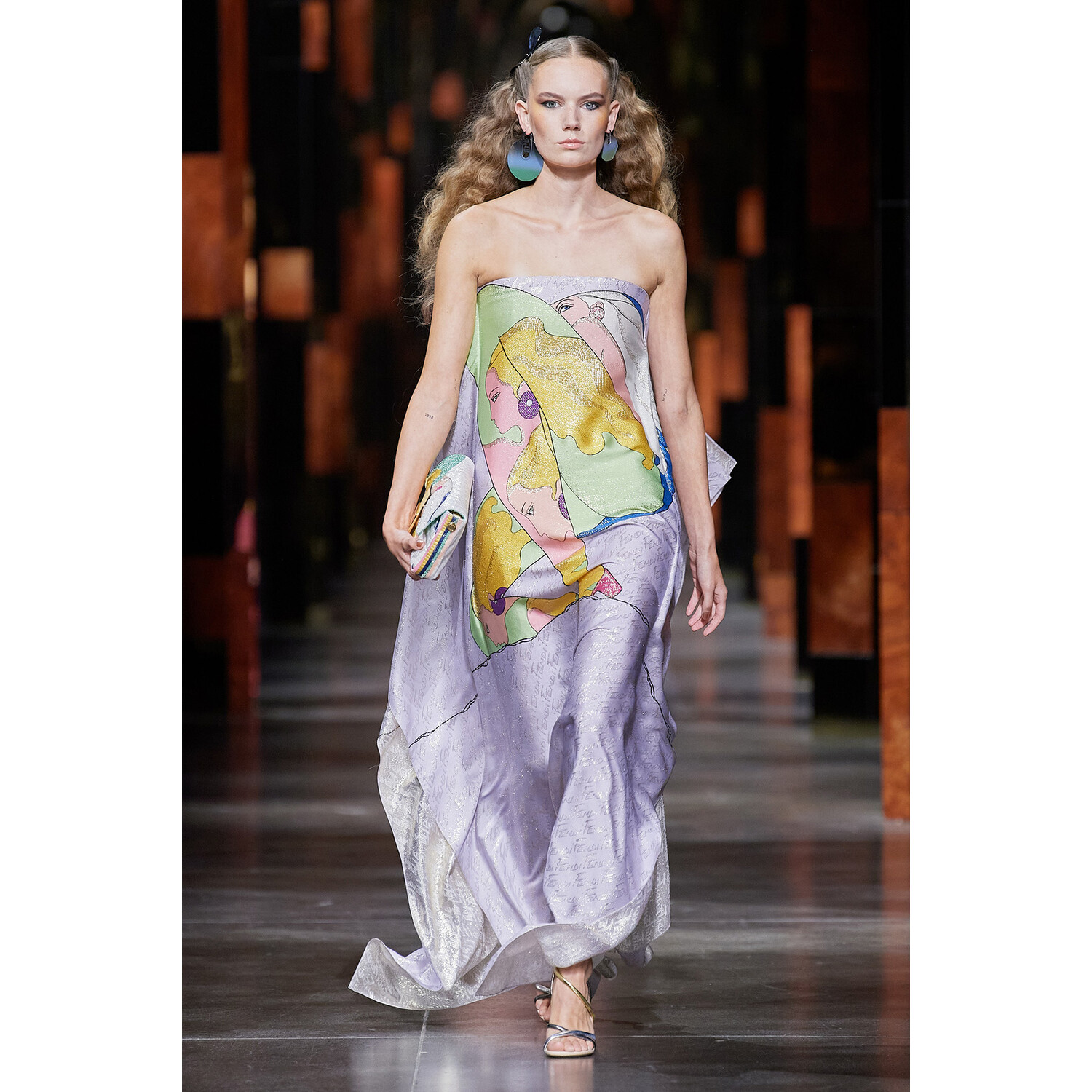 Фото Fendi весна-лето 2022 / Fendi Spring 2022 Ready-to-Wear collection