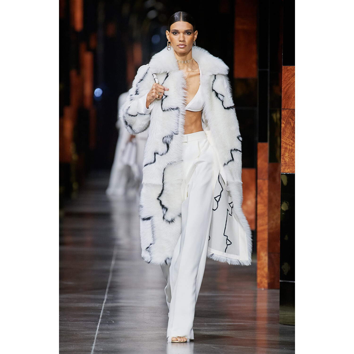 Фото Fendi весна-лето 2022 / Fendi Spring 2022 Ready-to-Wear collection
