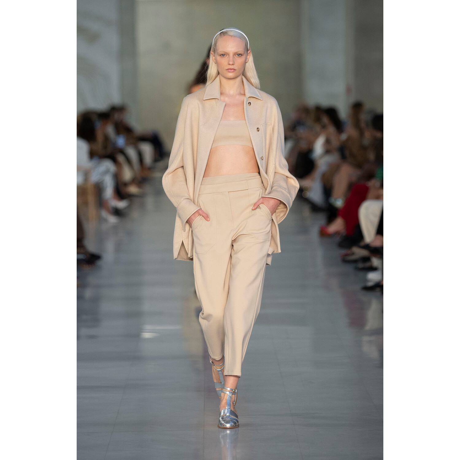 Фото Max Mara весна-лето 2022 / Max Mara Spring 2022 Ready-to-Wear collection