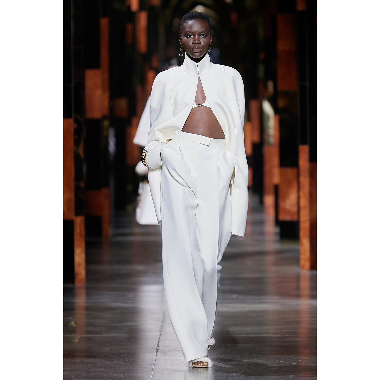 Фото Fendi весна-лето 2022 / Fendi Spring 2022 Ready-to-Wear collection