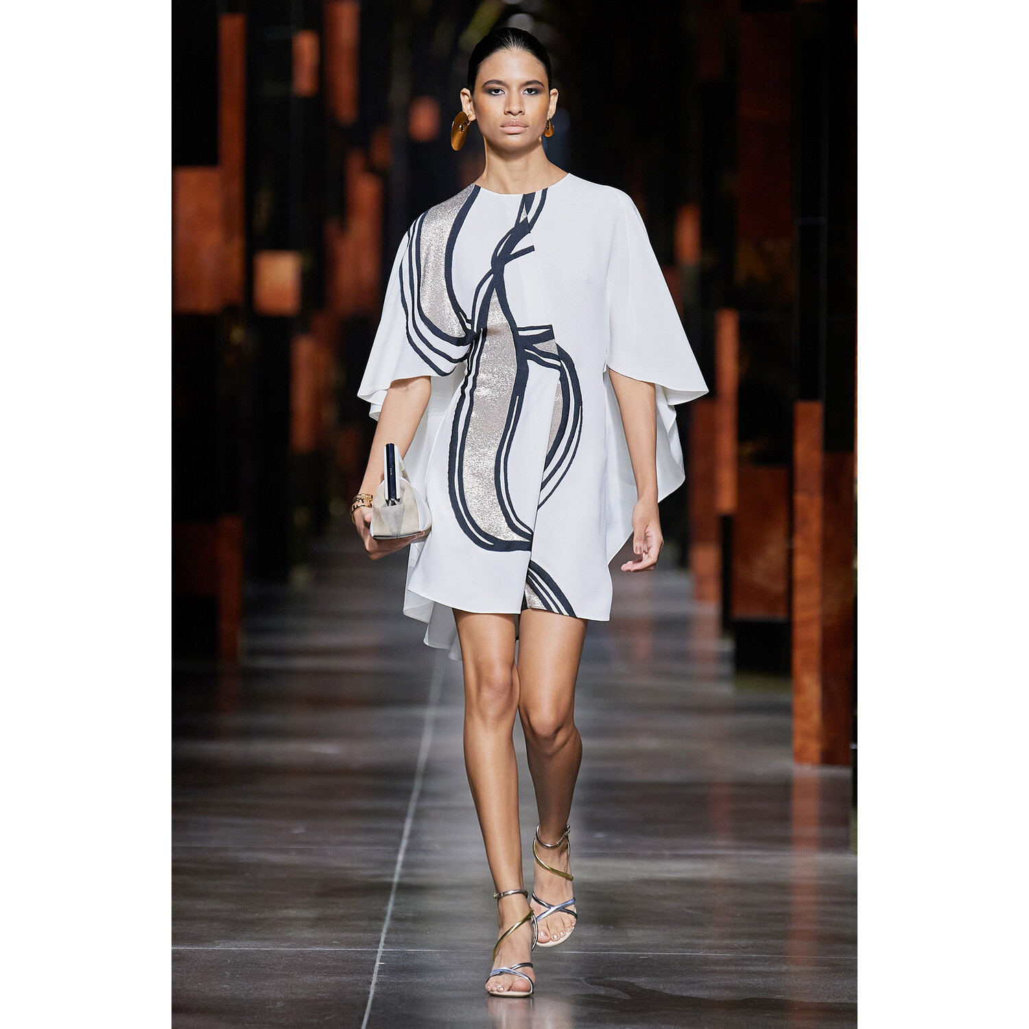 Фото Fendi весна-лето 2022 / Fendi Spring 2022 Ready-to-Wear collection