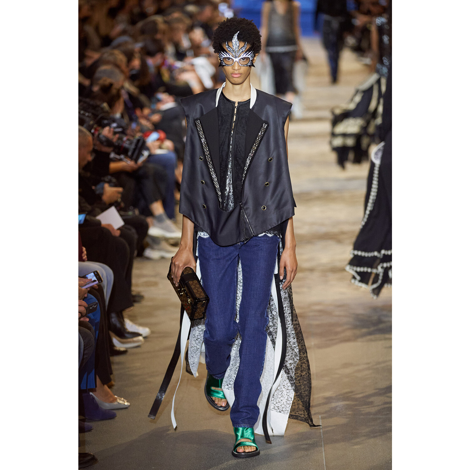 Фото Louis Vuitton весна-лето 2022 / Louis Vuitton Spring 2022 Ready-to-Wear collection