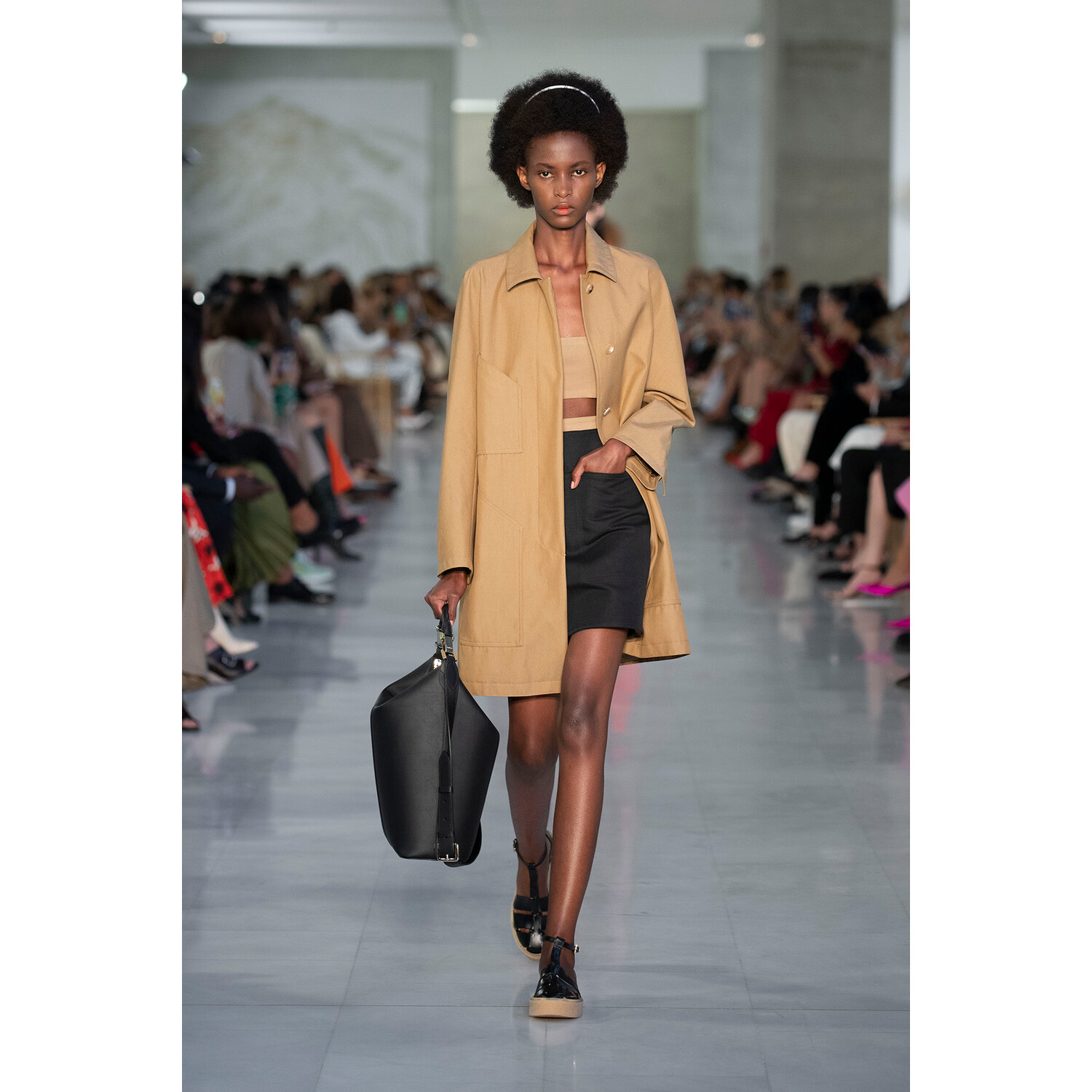 Фото Max Mara весна-лето 2022 / Max Mara Spring 2022 Ready-to-Wear collection