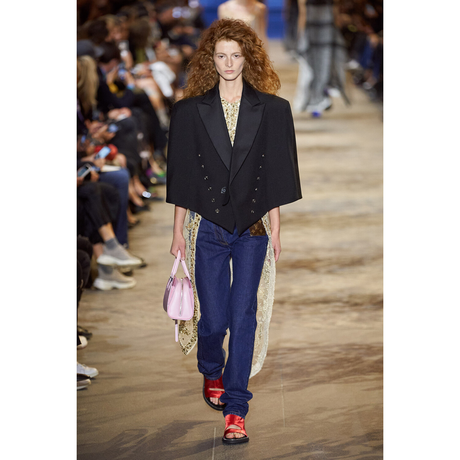 Фото Louis Vuitton весна-лето 2022 / Louis Vuitton Spring 2022 Ready-to-Wear collection
