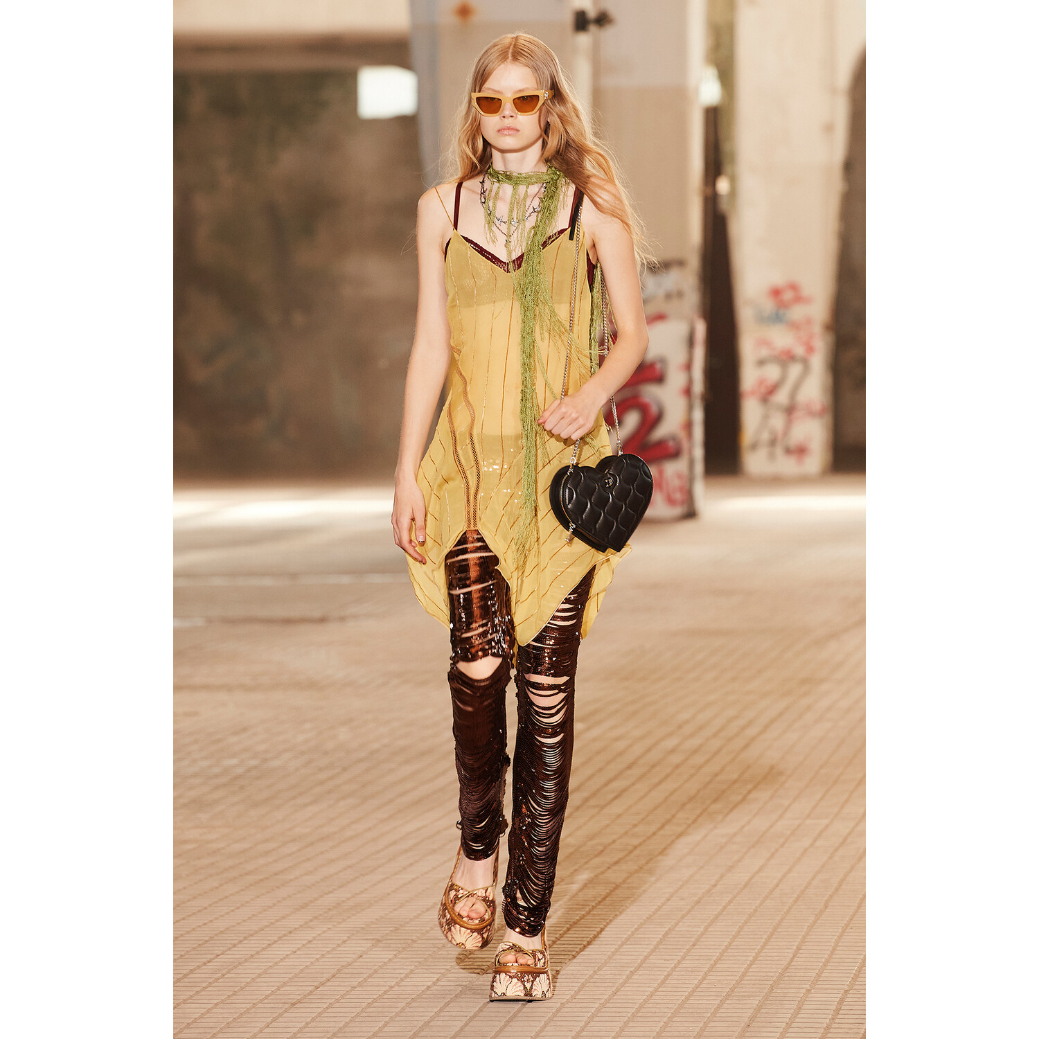 Фото Dsquared2 весна-лето 2022 / Dsquared2 Spring 2022 Ready-to-Wear collection