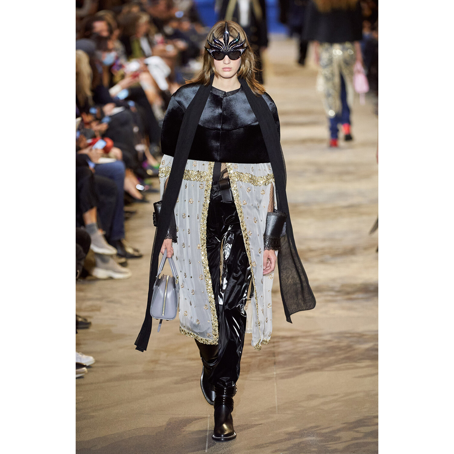 Фото Louis Vuitton весна-лето 2022 / Louis Vuitton Spring 2022 Ready-to-Wear collection
