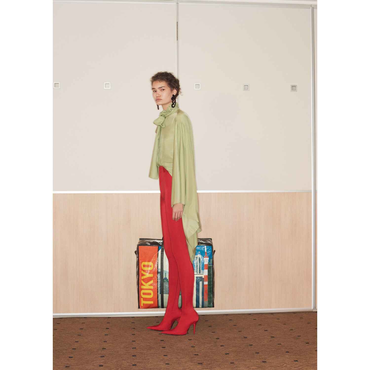 Фото Balenciaga Resort 2018 Balenciaga курорт 2018
