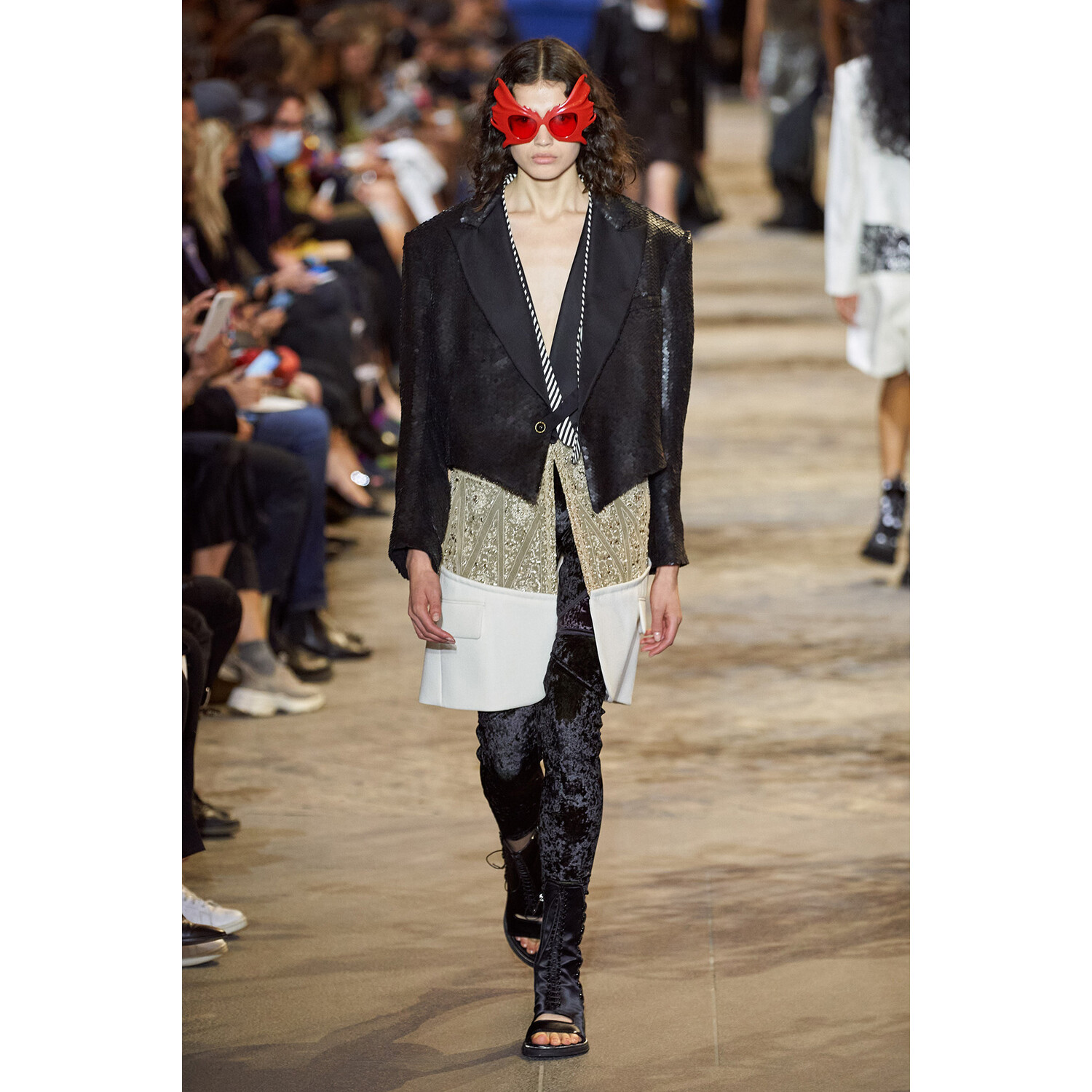 Фото Louis Vuitton весна-лето 2022 / Louis Vuitton Spring 2022 Ready-to-Wear collection
