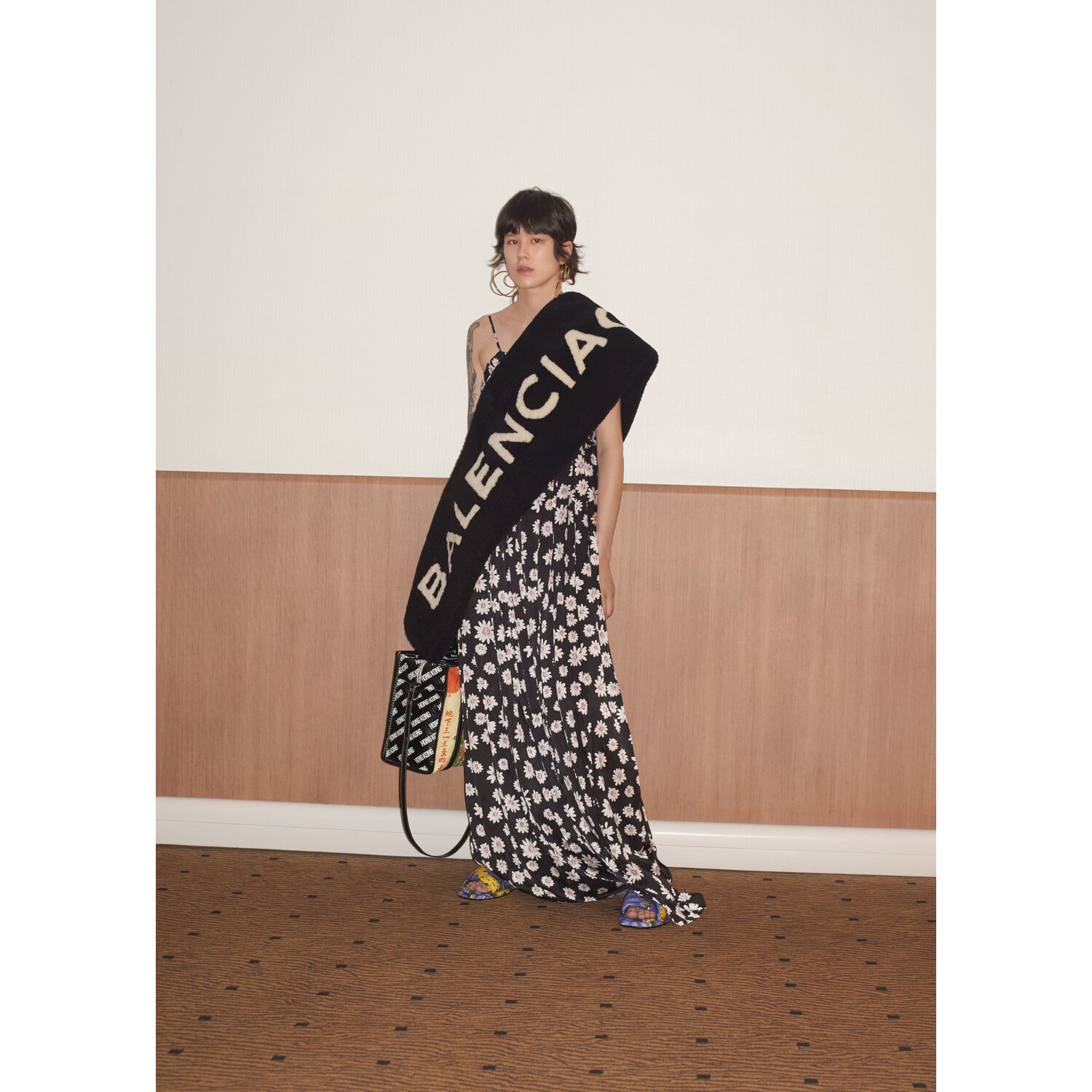 Фото Balenciaga Resort 2018 Balenciaga курорт 2018