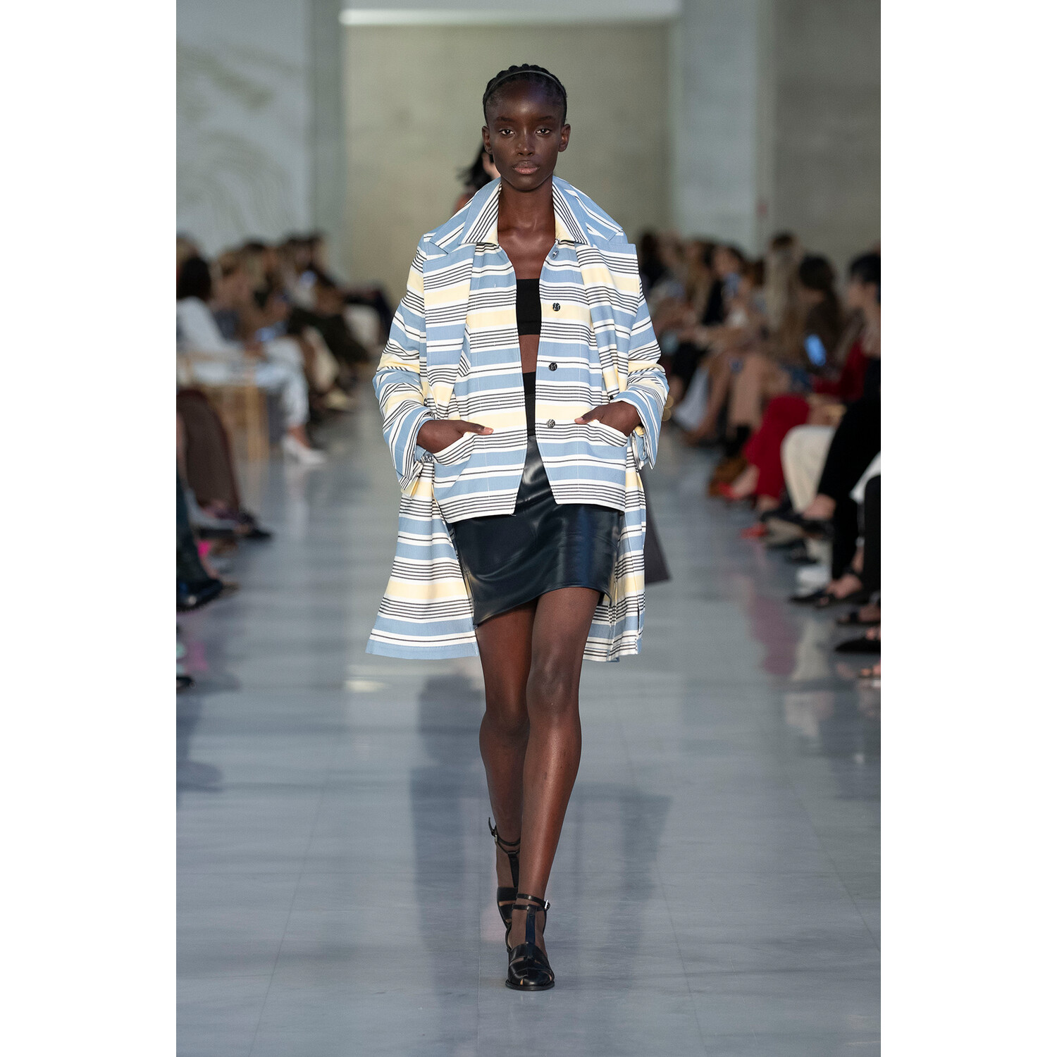 Фото Max Mara весна-лето 2022 / Max Mara Spring 2022 Ready-to-Wear collection