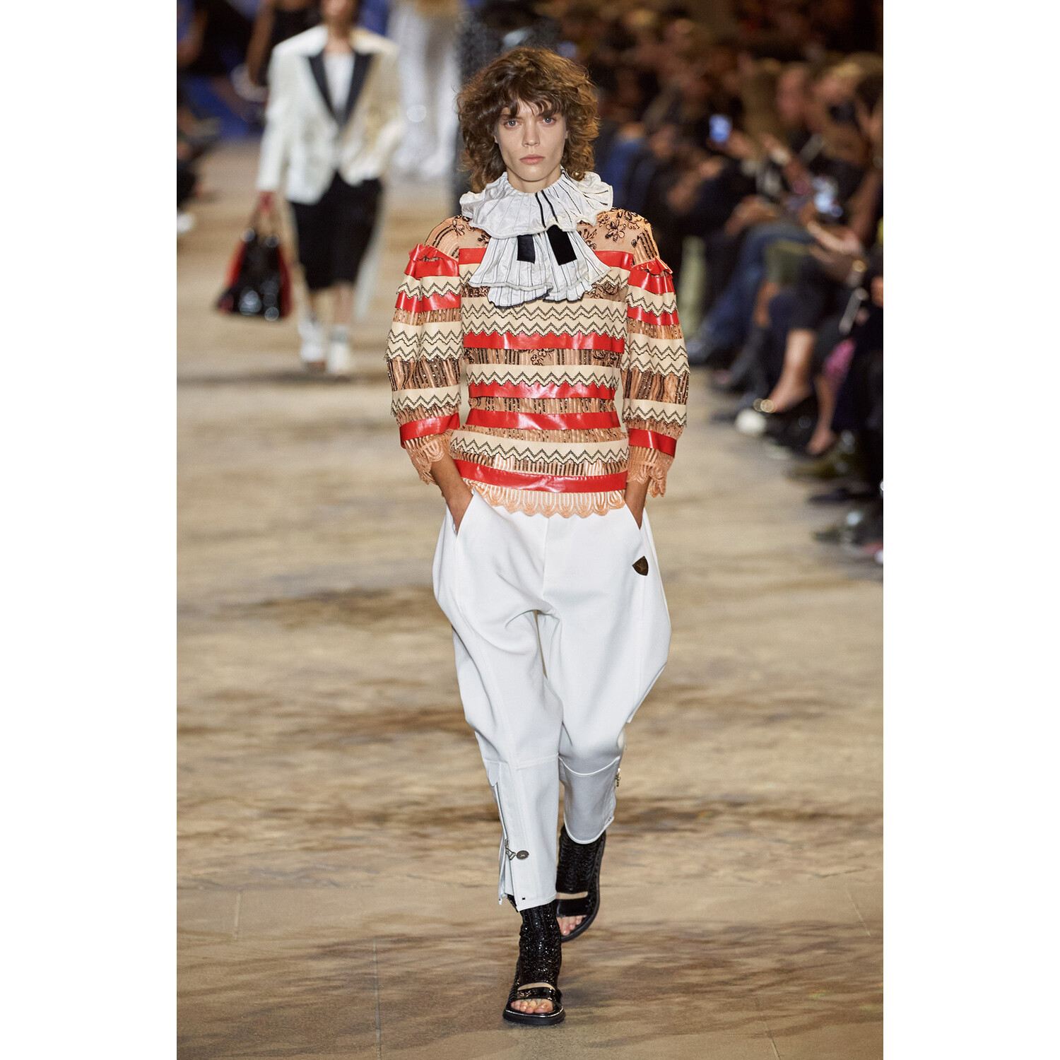 Фото Louis Vuitton весна-лето 2022 / Louis Vuitton Spring 2022 Ready-to-Wear collection