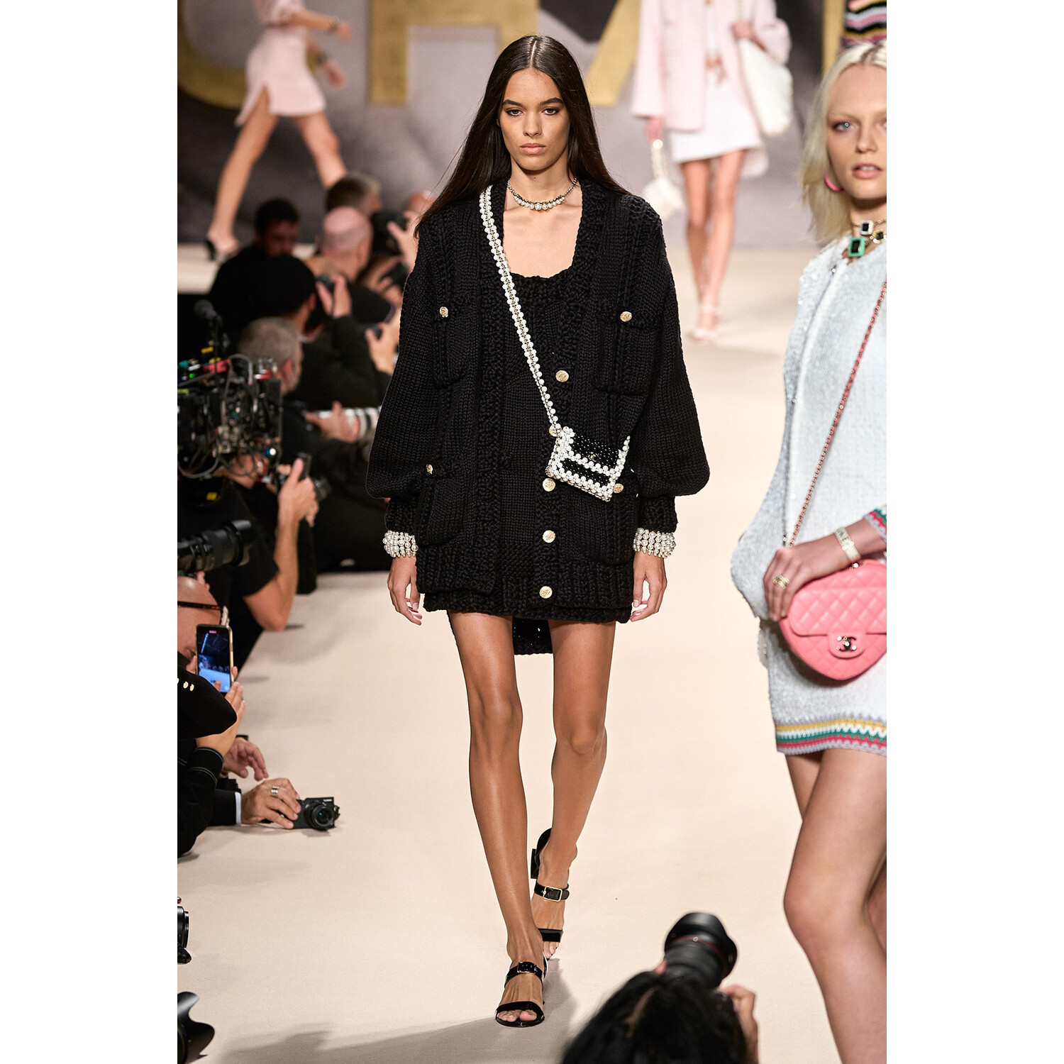 Фото Chanel весна-лето 2022 / Chanel Spring 2022 Ready-to-Wear collection