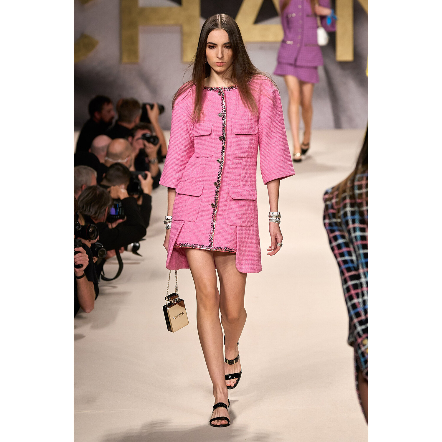 Фото Chanel весна-лето 2022 / Chanel Spring 2022 Ready-to-Wear collection