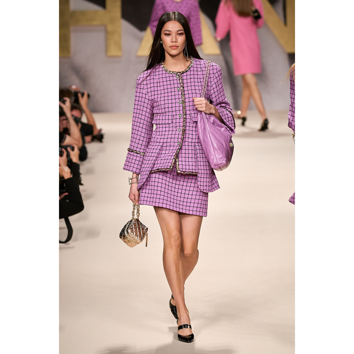 Фото Chanel весна-лето 2022 / Chanel Spring 2022 Ready-to-Wear collection