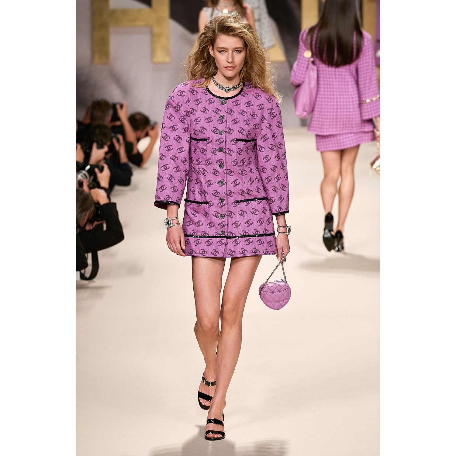 Фото Chanel весна-лето 2022 / Chanel Spring 2022 Ready-to-Wear collection