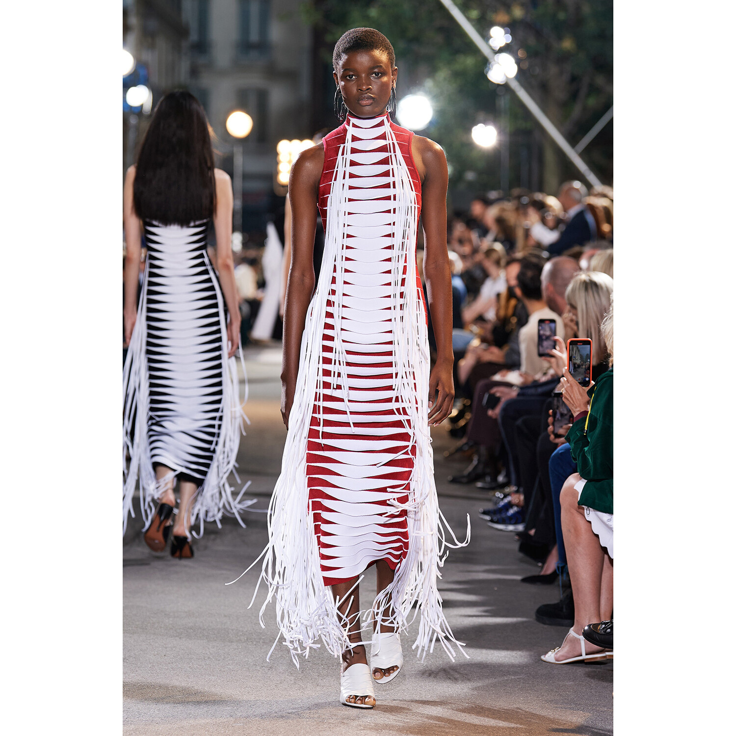 Фото Alaia весна-лето 2022 / Alaia Spring 2022