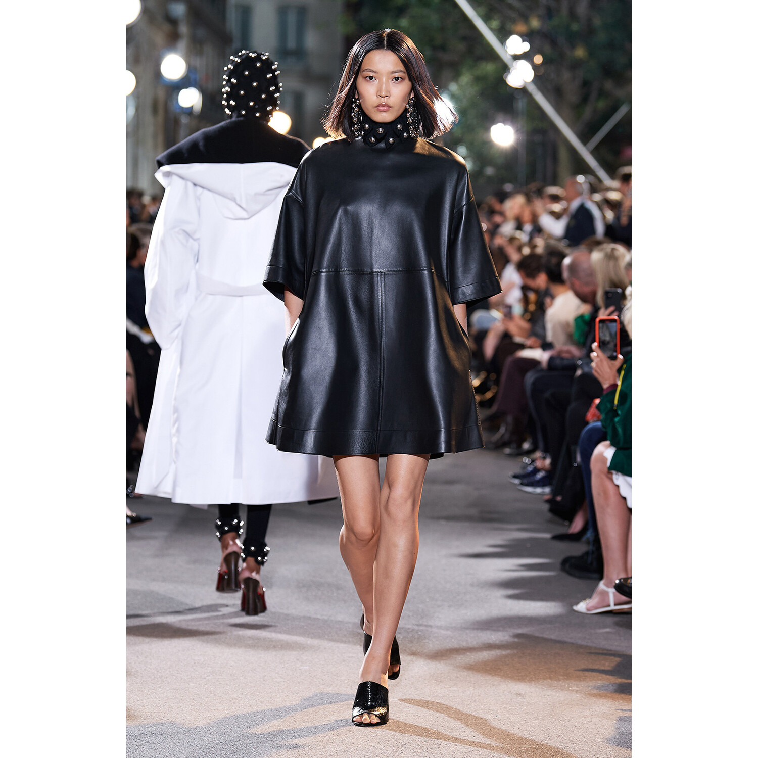 Фото Alaia весна-лето 2022 / Alaia Spring 2022