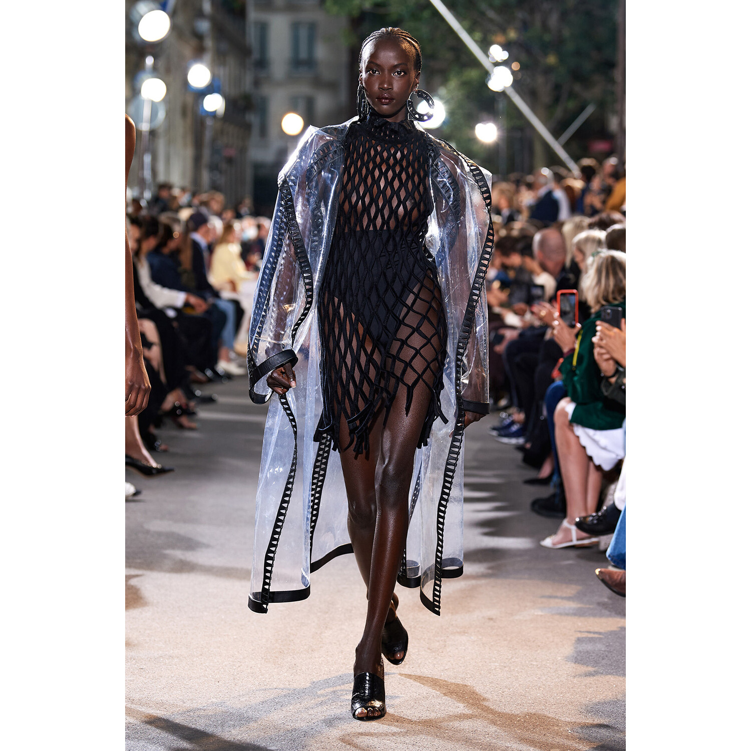 Фото Alaia весна-лето 2022 / Alaia Spring 2022