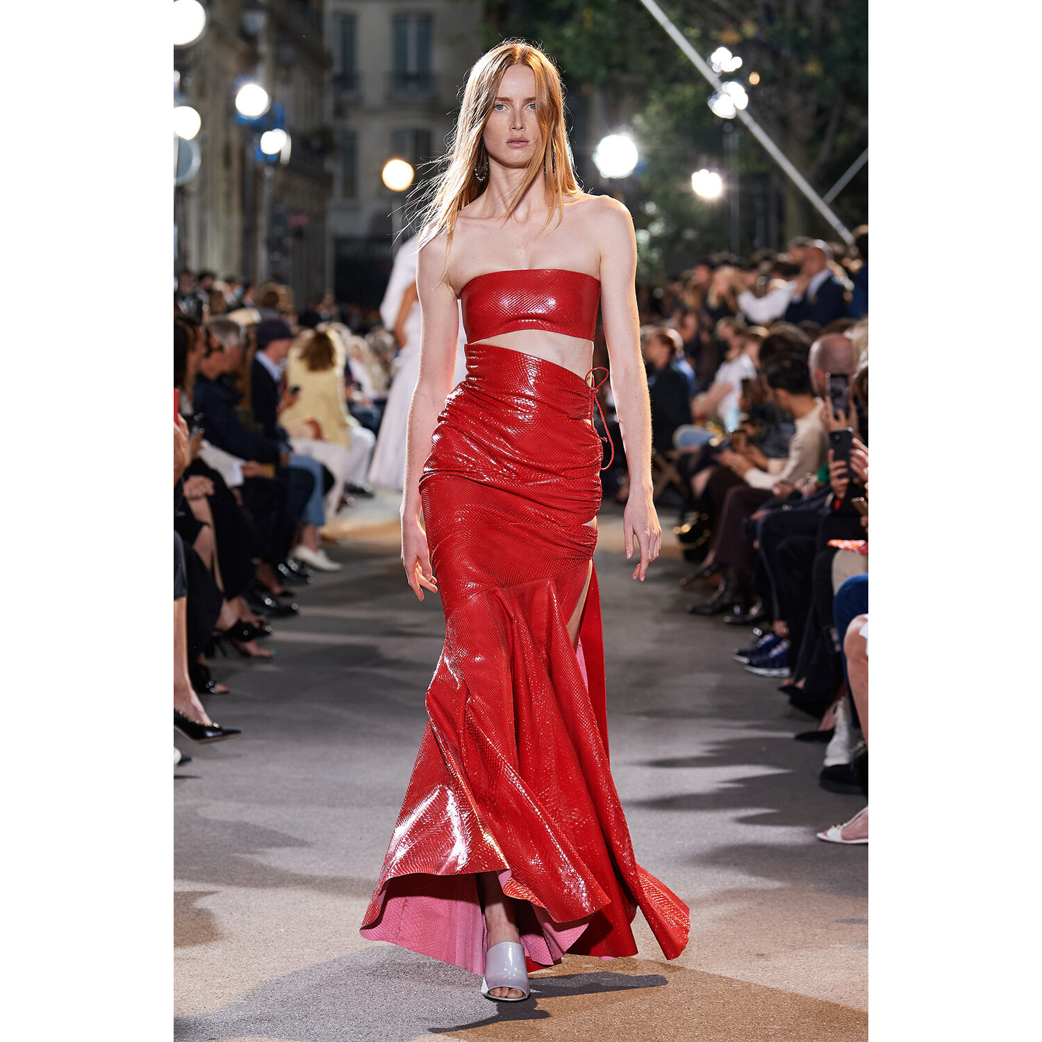 Фото Alaia весна-лето 2022 / Alaia Spring 2022
