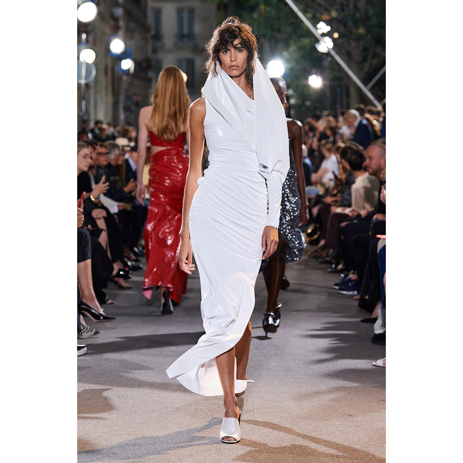 Фото Alaia весна-лето 2022 / Alaia Spring 2022