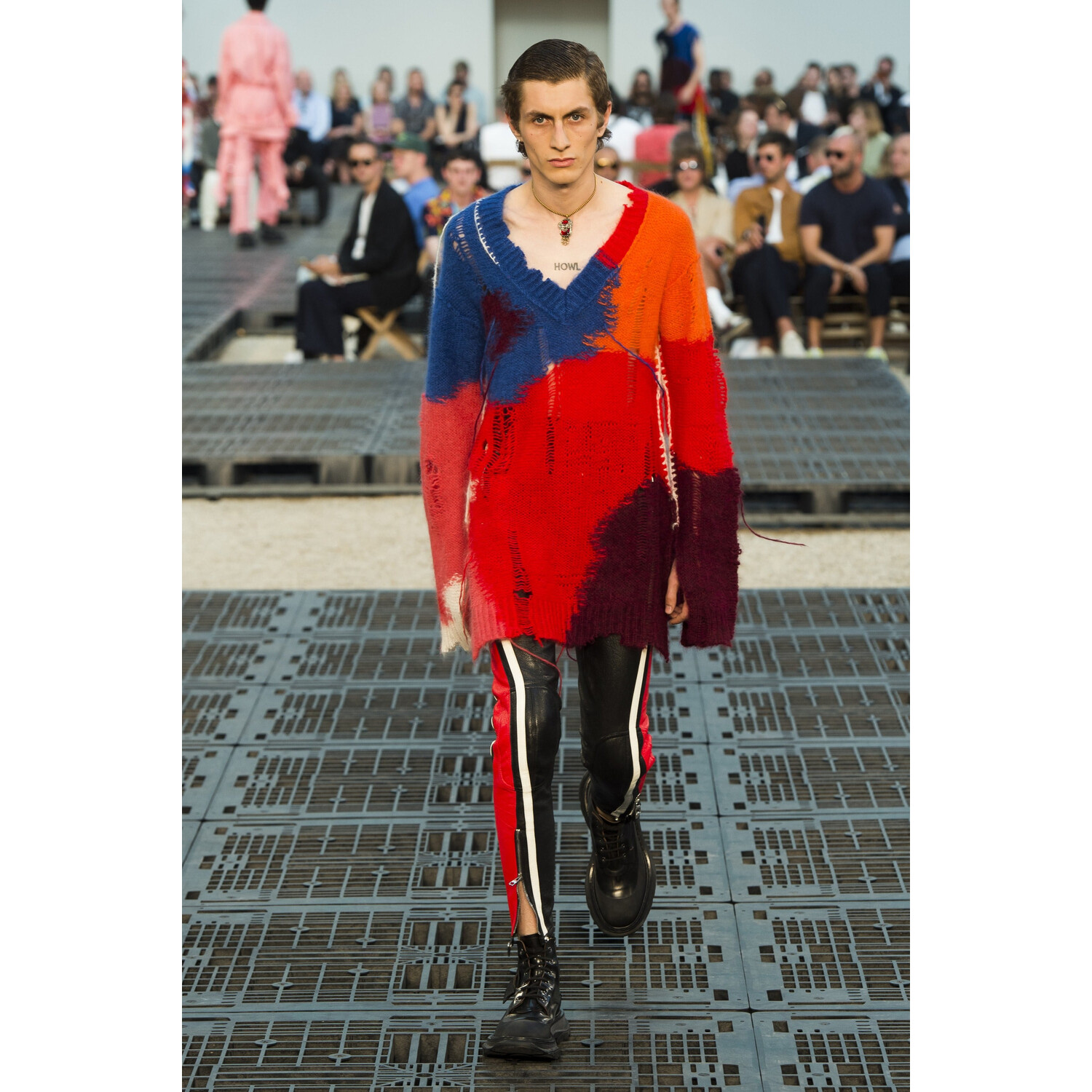 Фото Alexander McQueen Spring 2019 Menswear / Александр Маккуин  Весна Лето 2019 Мужская Неделя Моды в Париже