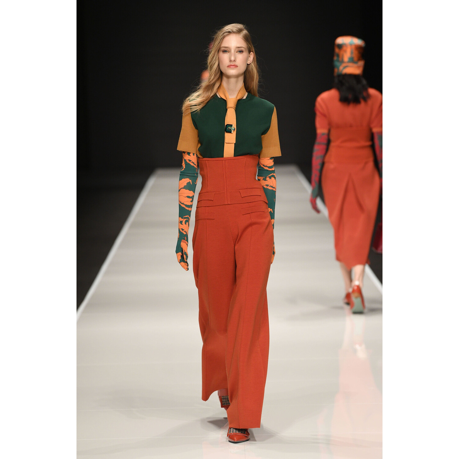 Фото Anteprima Fall 2019 Ready-to-Wear / Anteprima осень 2019 / Неделя моды: Милан