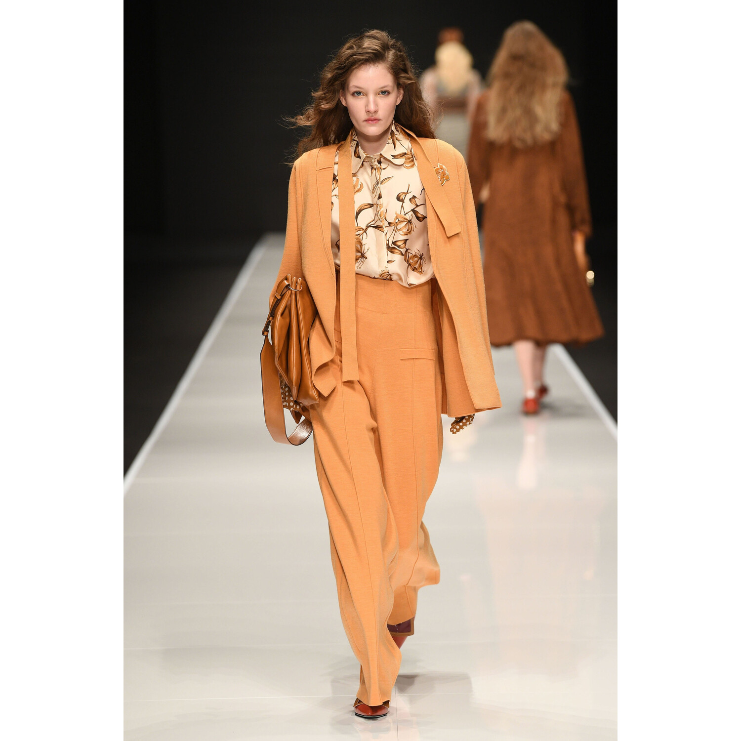 Фото Anteprima Fall 2019 Ready-to-Wear / Anteprima осень 2019 / Неделя моды: Милан