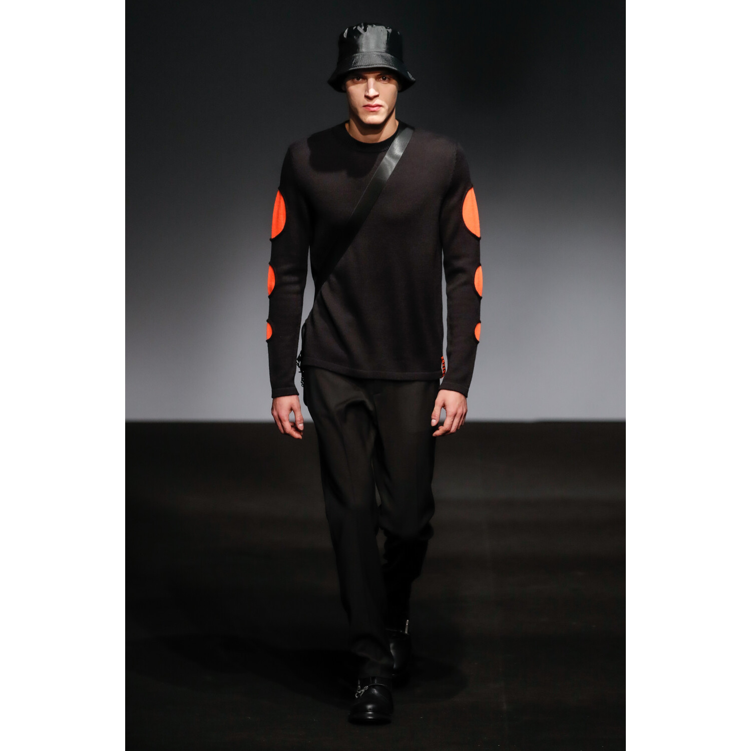 Фото Bikkembergs Fall 2020 Menswear Collection / Bikkembergs оень - зима 2020