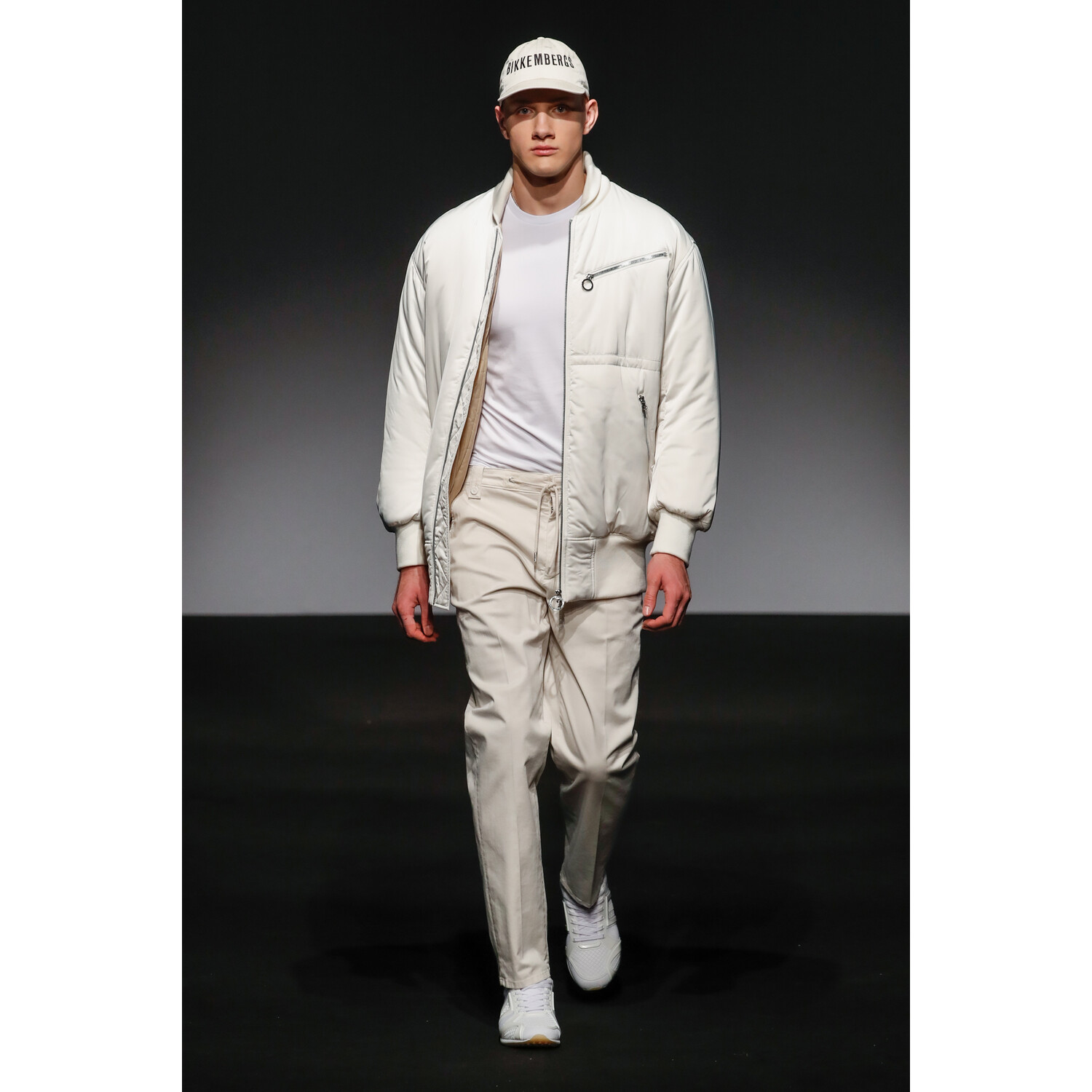 Фото Bikkembergs Fall 2020 Menswear Collection / Bikkembergs оень - зима 2020