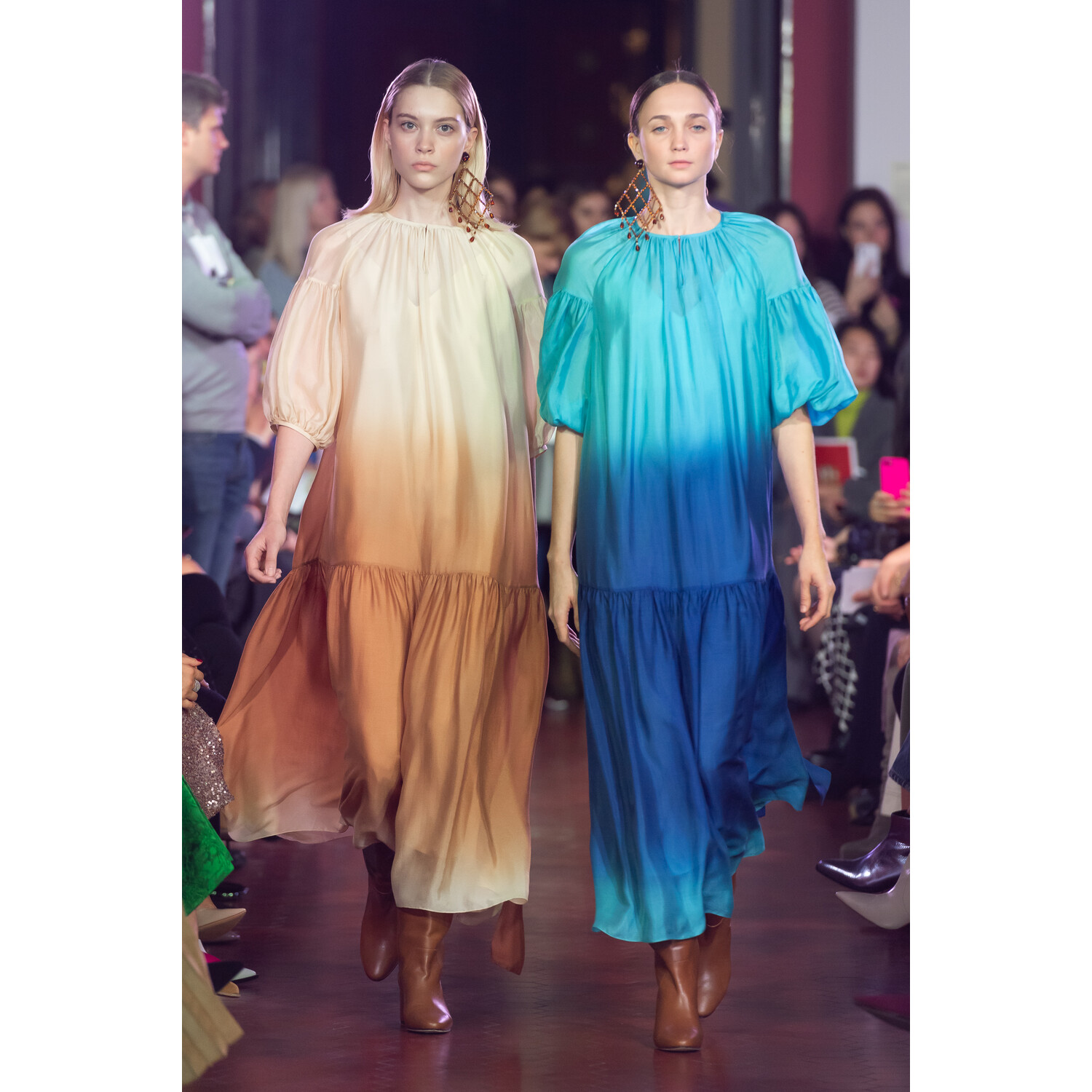 Фото Alena Akhmadullina Spring 2020 / Alena Akhmadullina весна-лето 2020 / Неделя моды: Москва