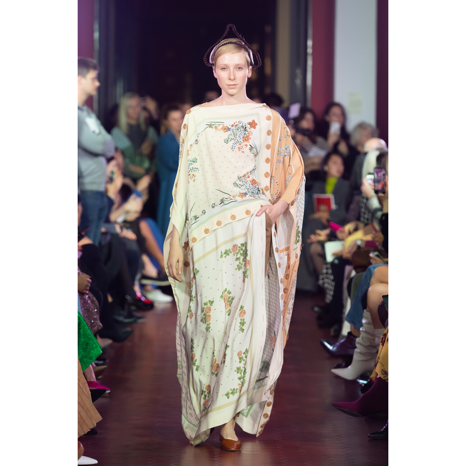 Фото Alena Akhmadullina Spring 2020 / Alena Akhmadullina весна-лето 2020 / Неделя моды: Москва