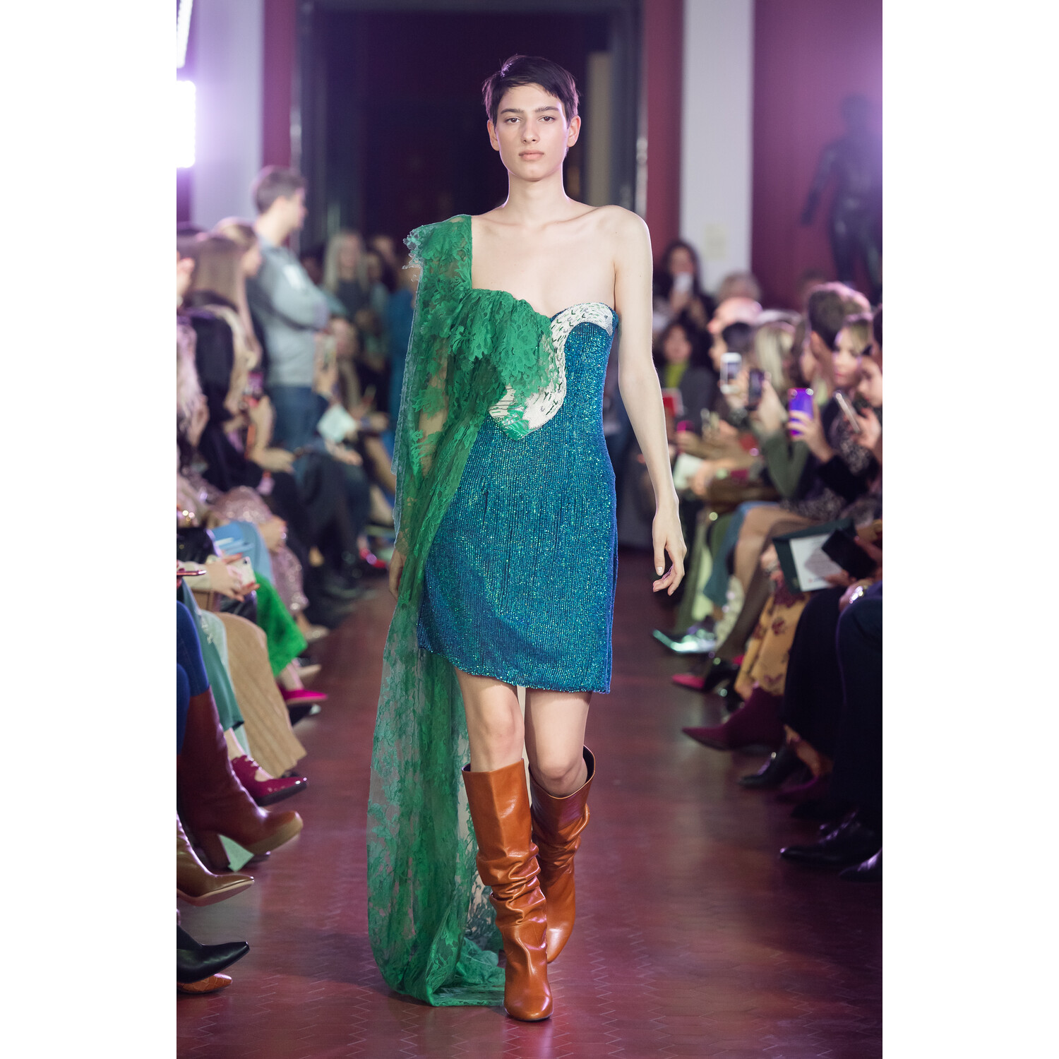 Фото Alena Akhmadullina Spring 2020 / Alena Akhmadullina весна-лето 2020 / Неделя моды: Москва