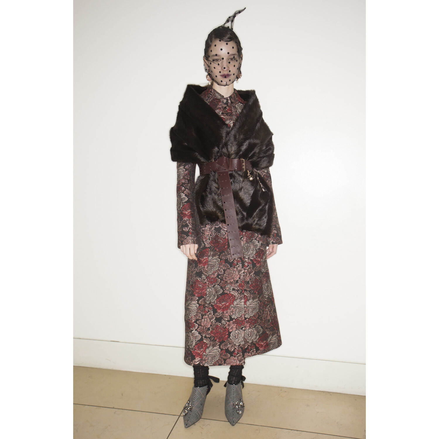 Фото Backstage collections Erdem Fall 2018 Ready-to-Wear , Backstage коллекции Эрдем осень зима 2018 , Fashion show , неделя моды в Лондане , LFW , Mainstyles