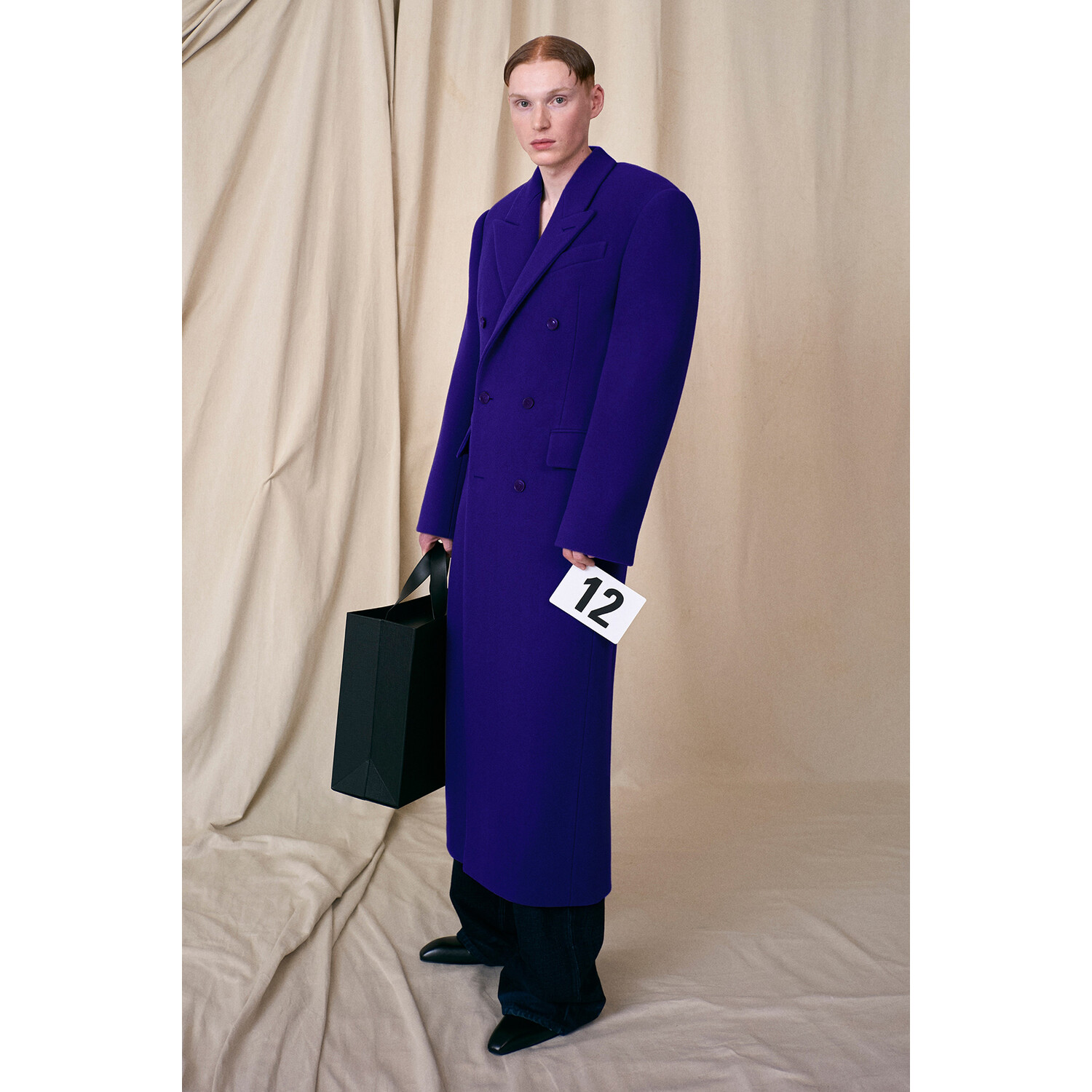 Фото Balenciaga Couture осень 2021 / Balenciaga Couture Fall 2021