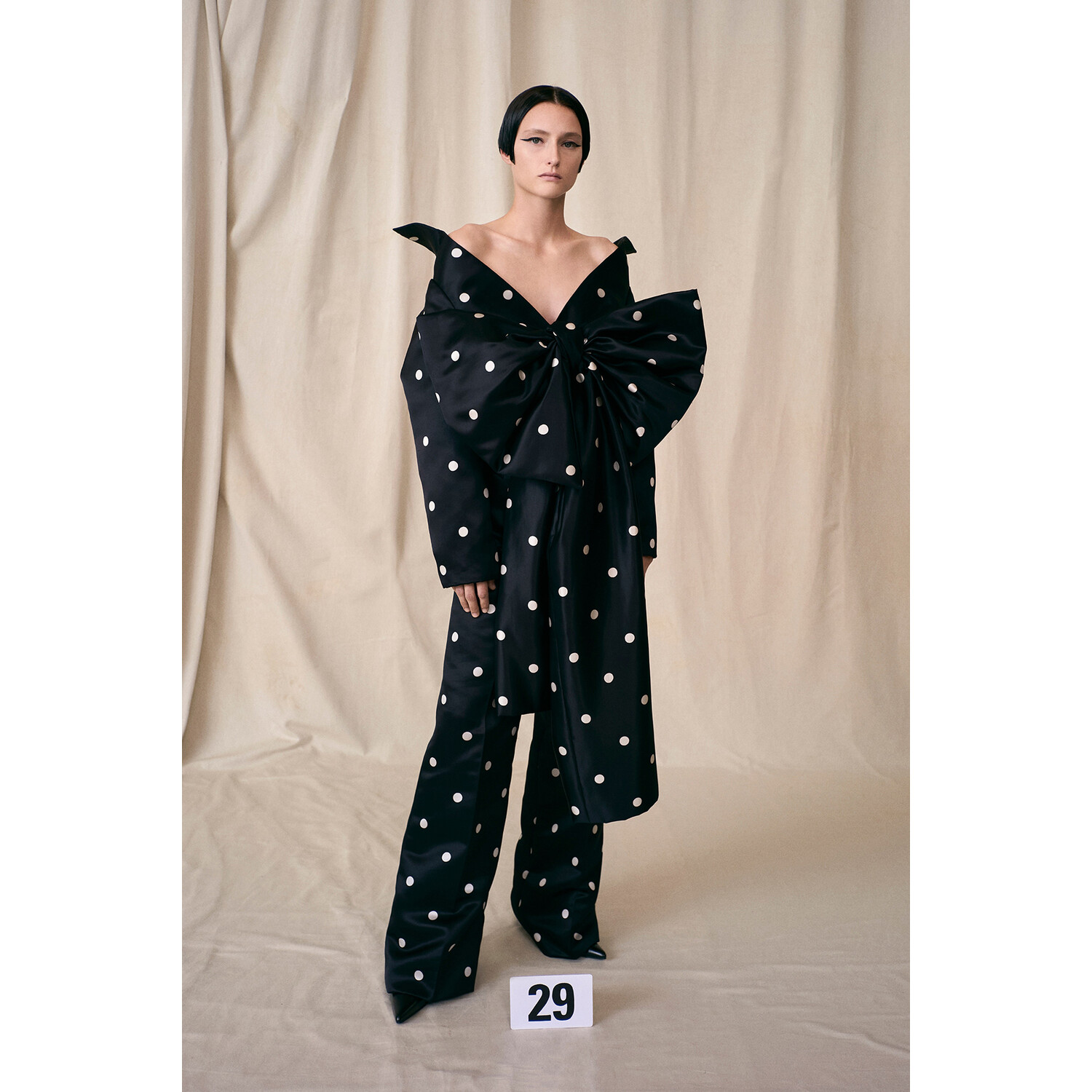Фото Balenciaga Couture осень 2021 / Balenciaga Couture Fall 2021