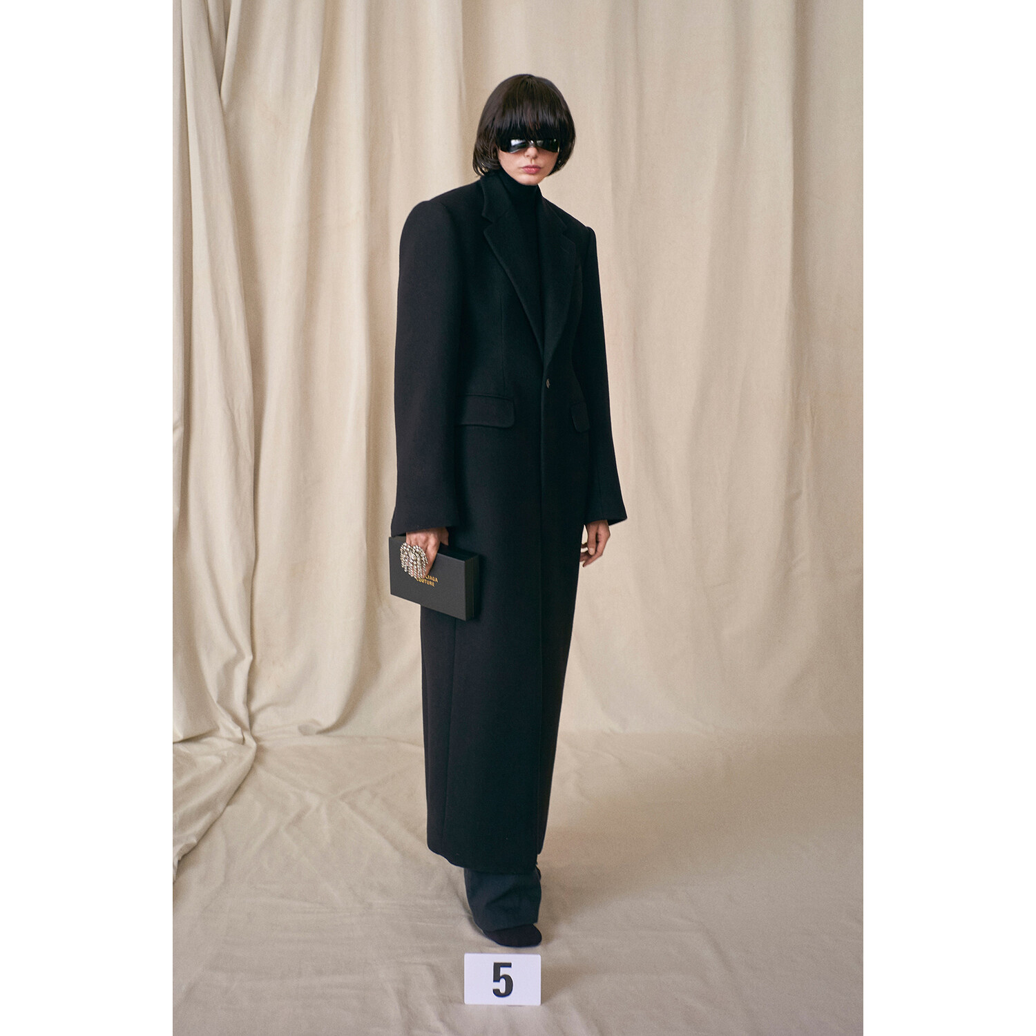 Фото Balenciaga Couture осень 2021 / Balenciaga Couture Fall 2021