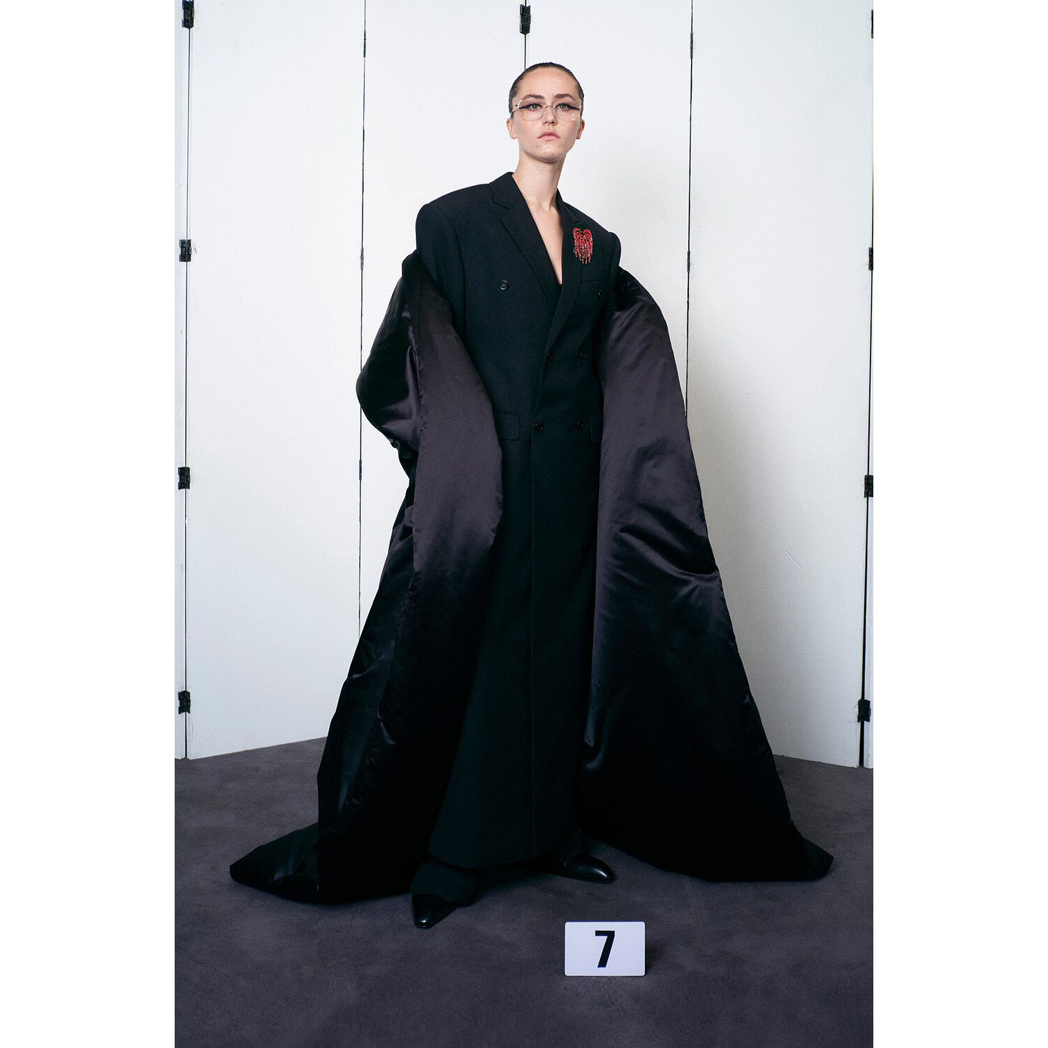 Фото Balenciaga Couture осень 2021 / Balenciaga Couture Fall 2021