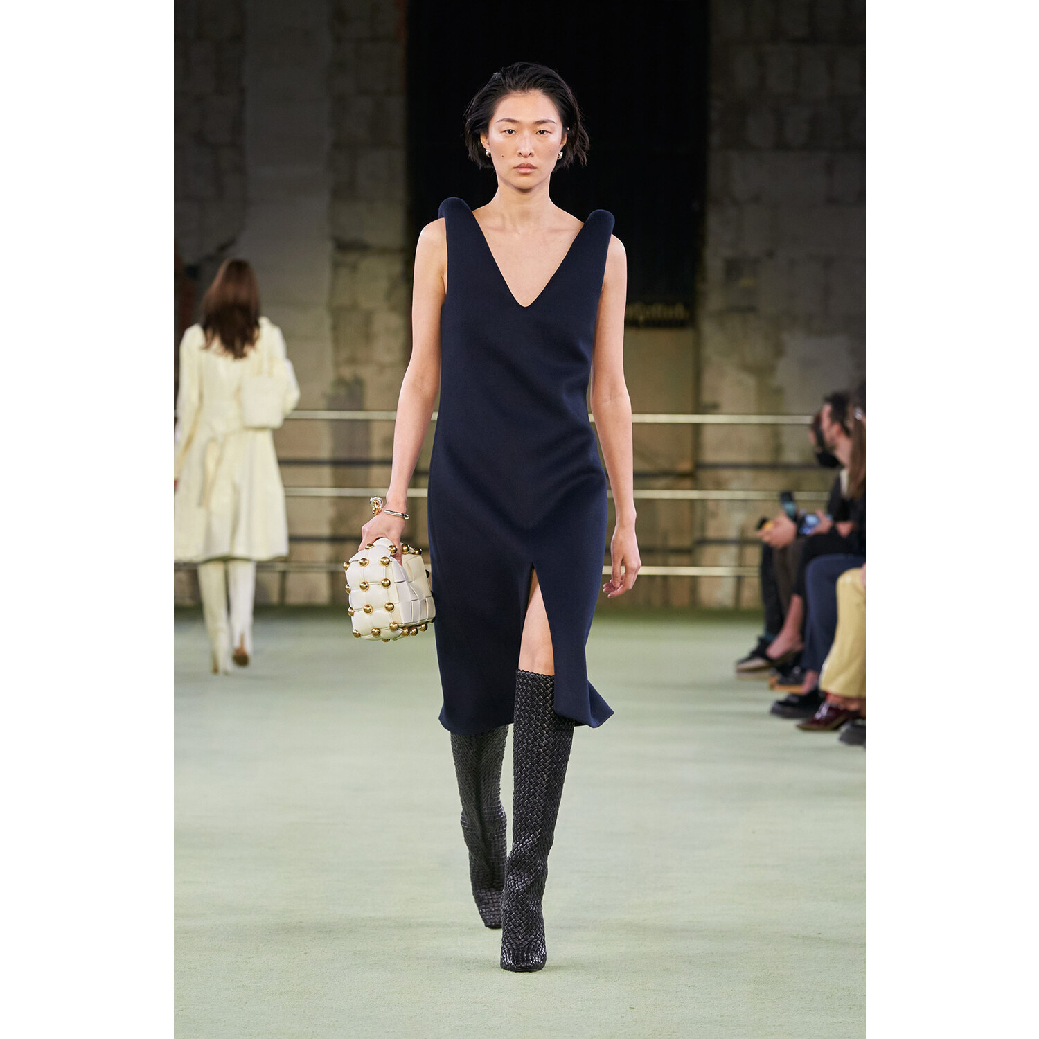 Фото Bottega Veneta Fall 2022 Collection / Bottega Veneta осень-зима 2022