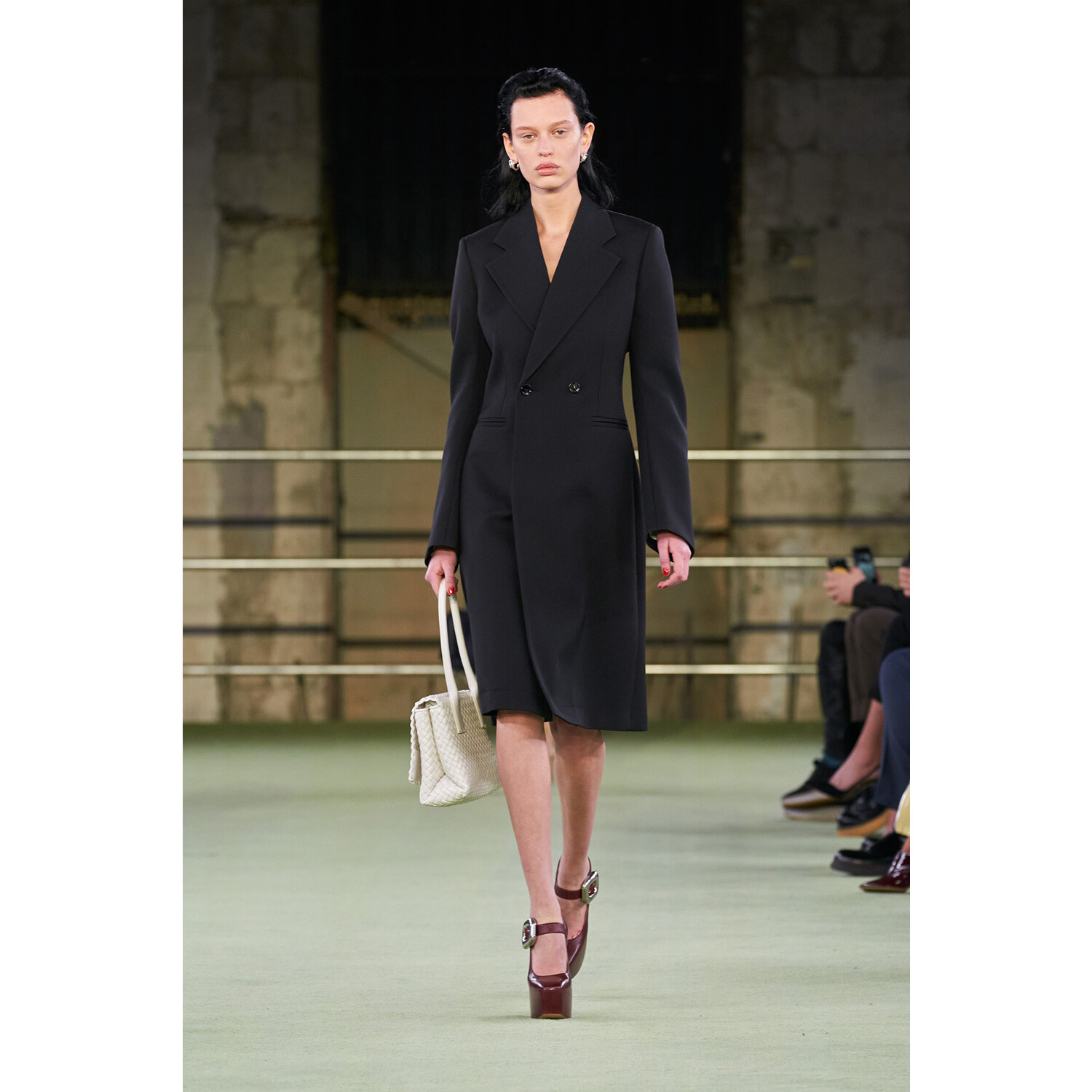Фото Bottega Veneta Fall 2022 Collection / Bottega Veneta осень-зима 2022