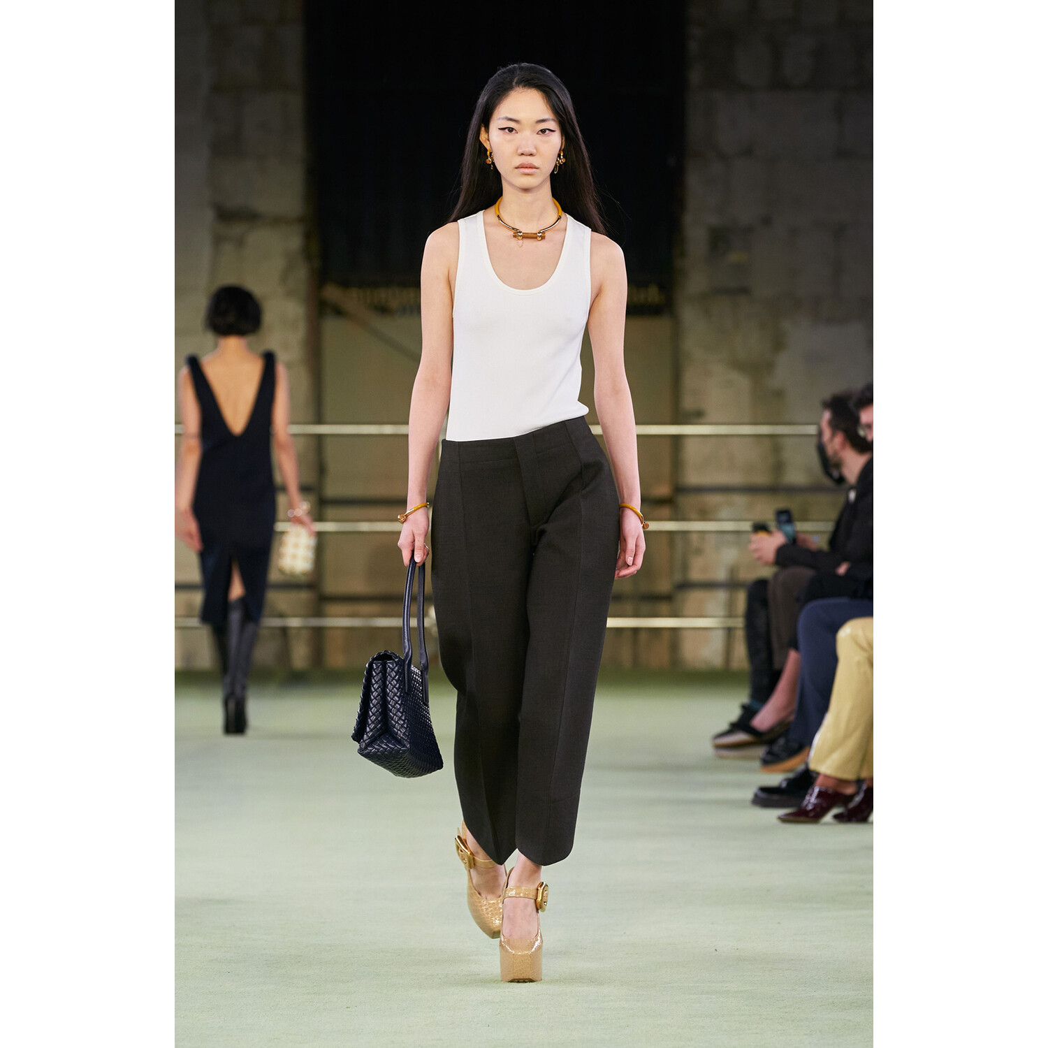 Фото Bottega Veneta Fall 2022 Collection / Bottega Veneta осень-зима 2022